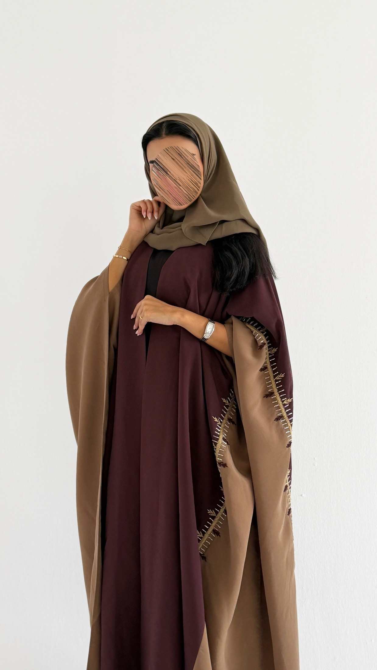 MWT1468 عباية بتطريز شك - Aya
