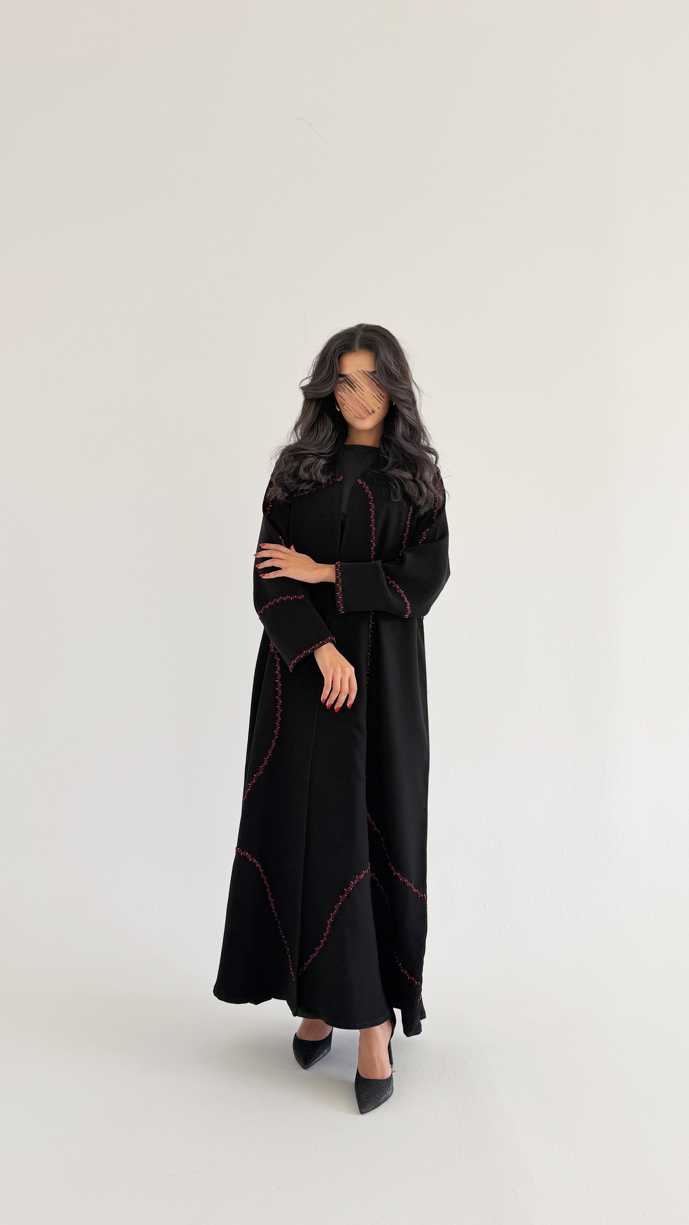 MW2046 - عبايه كريب مع اضافة تطريز شغل اليد - Aya