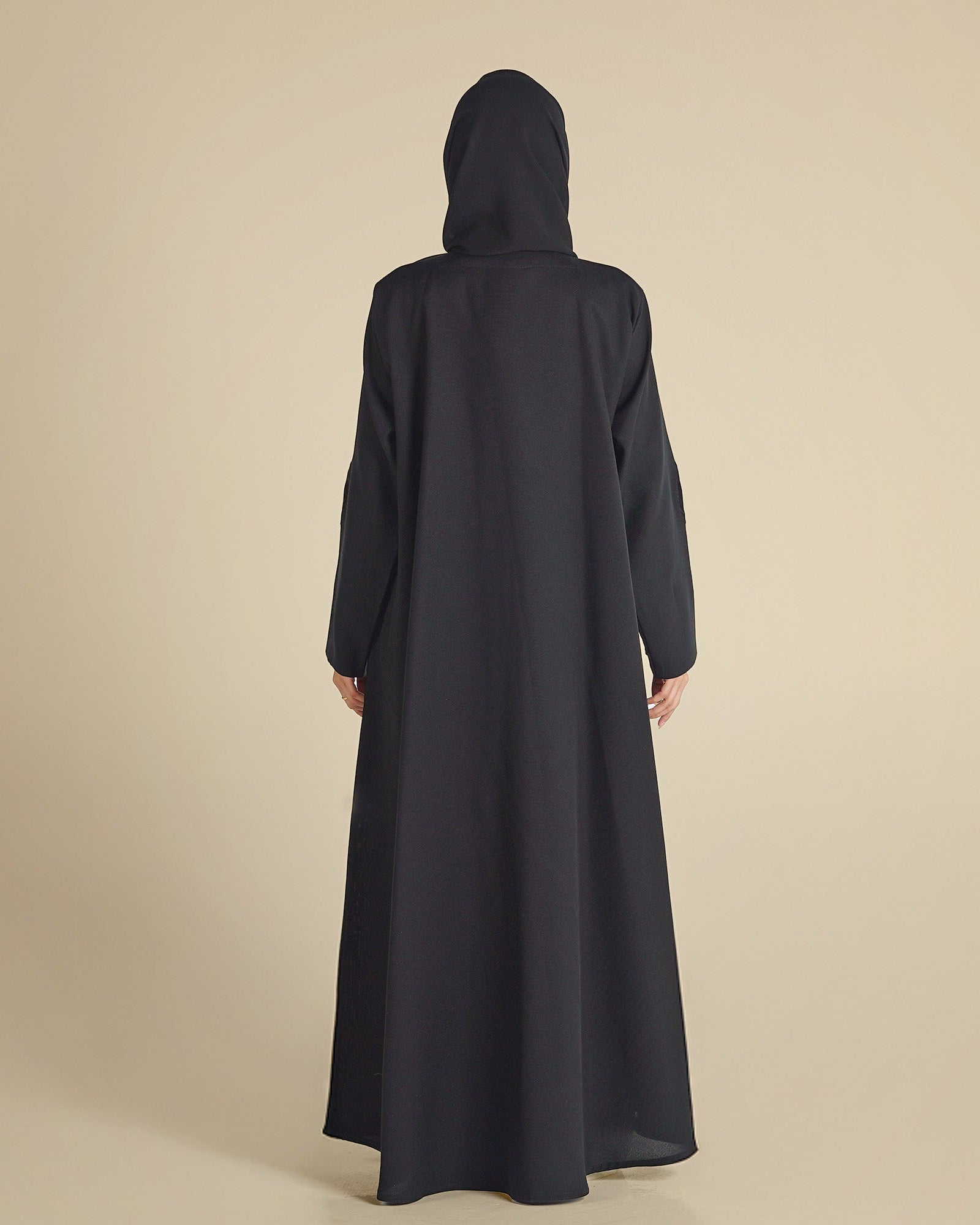 MW645 - Light Crepe Standing with Jacquard Half-Cloche