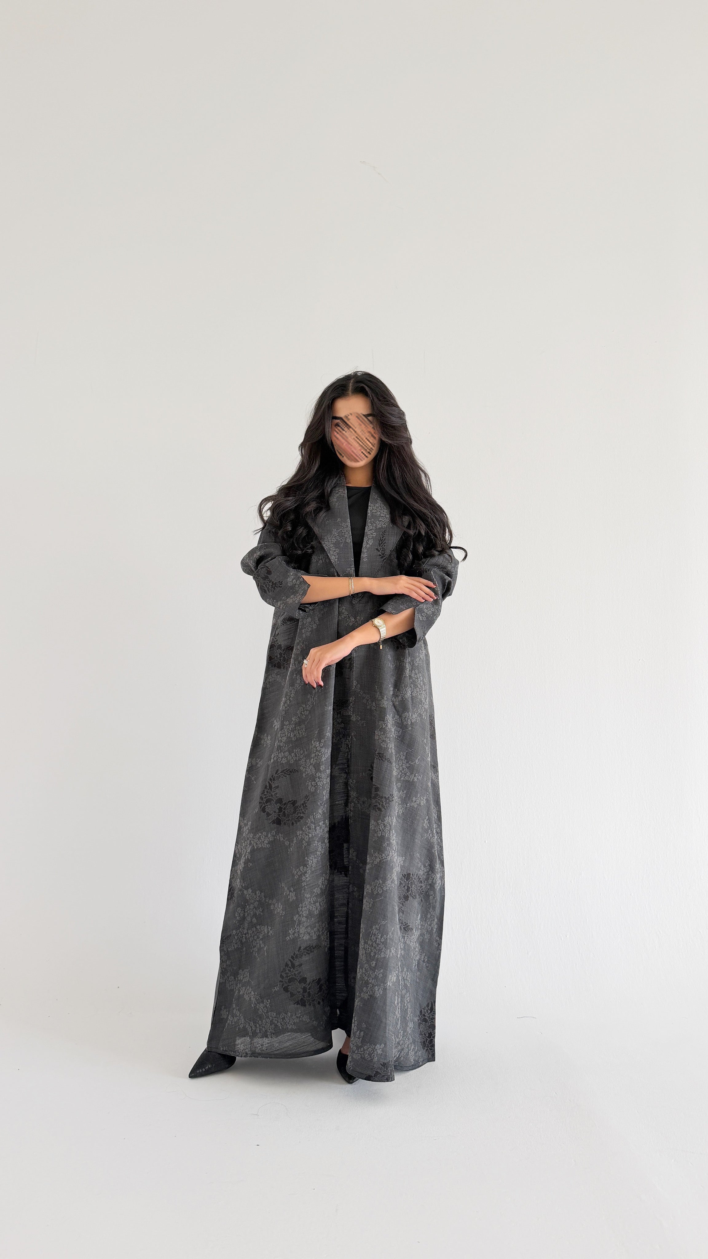 MWT1007 - عباية لنن مطرزة - Aya