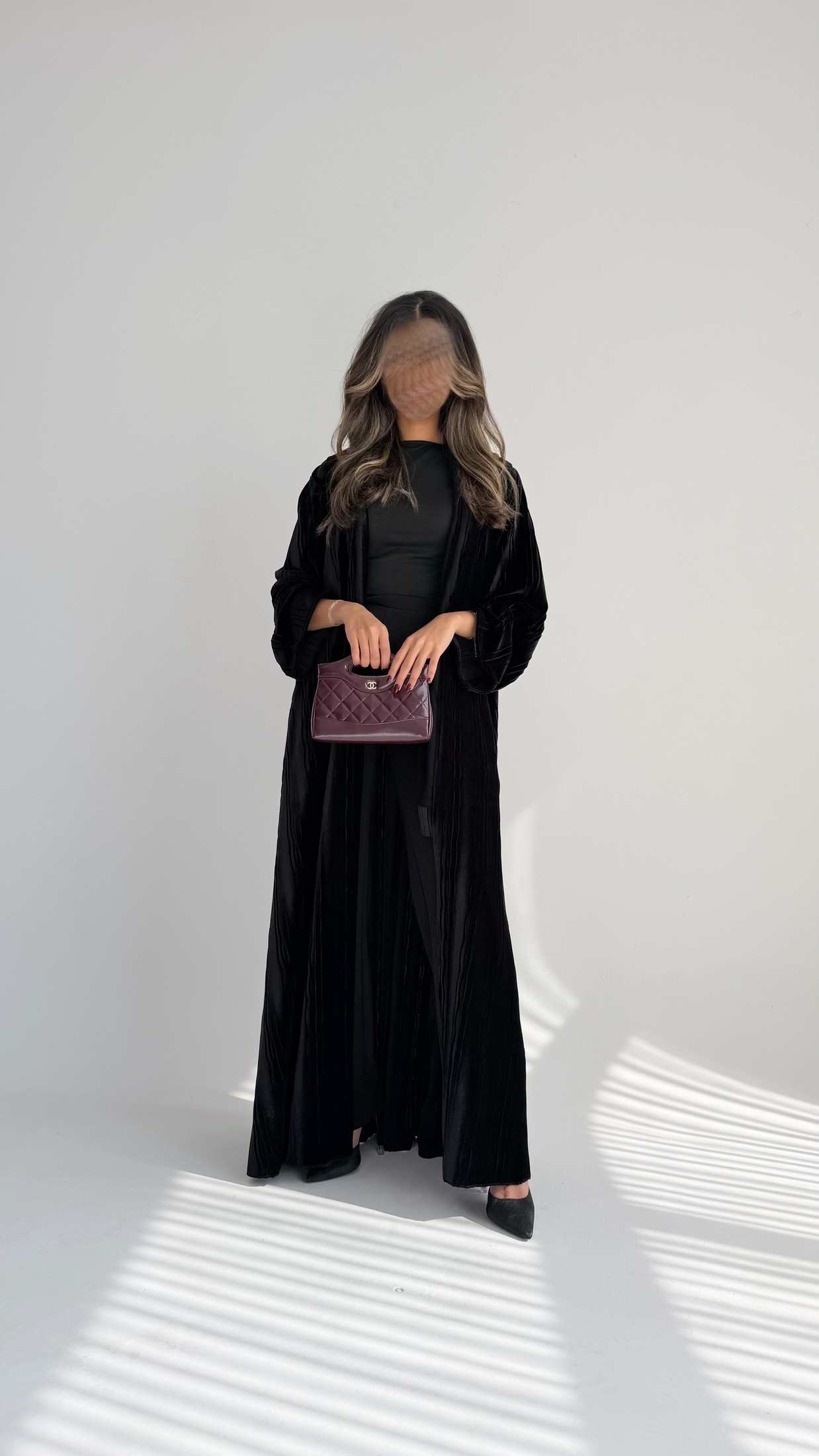 MWT875 - عباية مخمل بيليسية - Aya