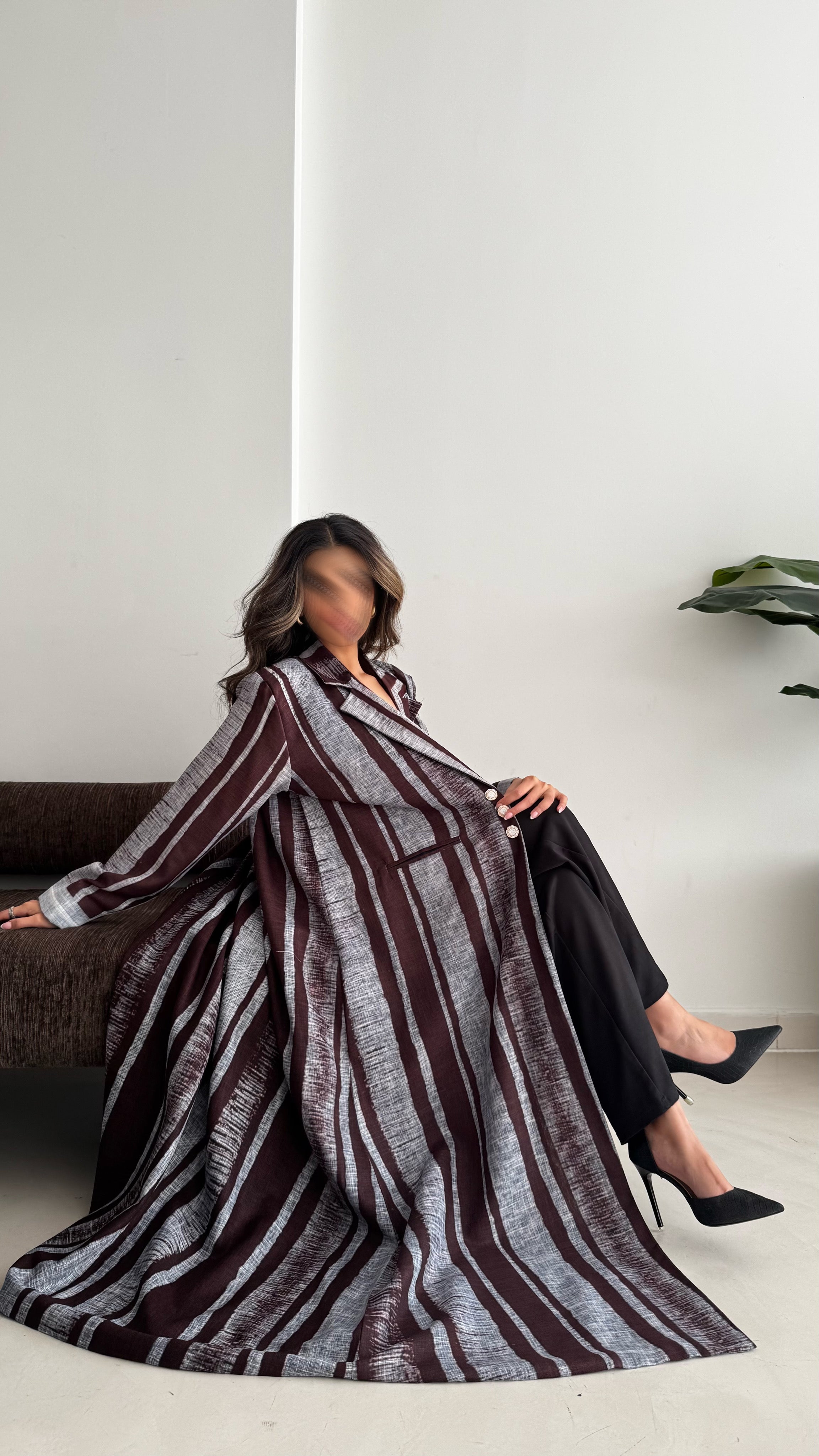 MWT832 - عباية بليزر طباعة | Printed Blazer Abaya - Aya