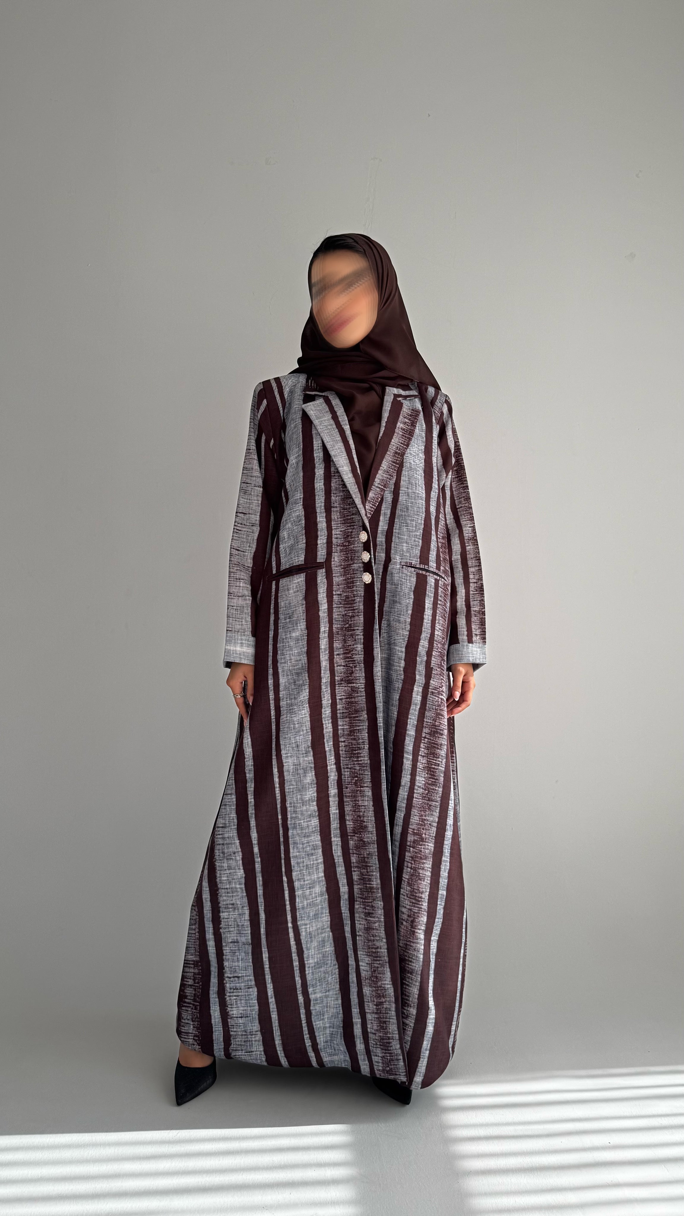 MWT832 - عباية بليزر طباعة | Printed Blazer Abaya - Aya