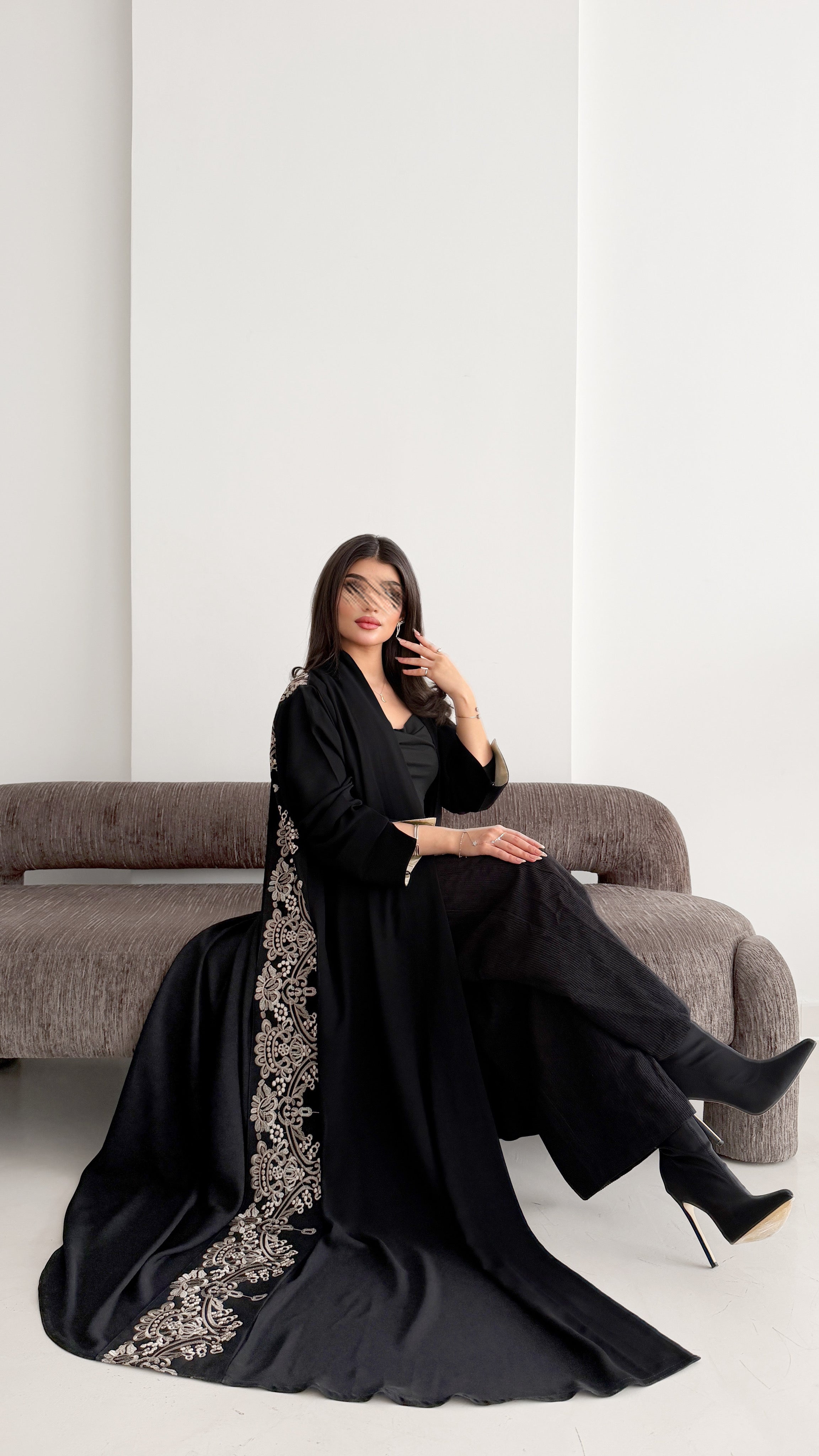 MWT1041 - عباية بني بتطريز - Aya