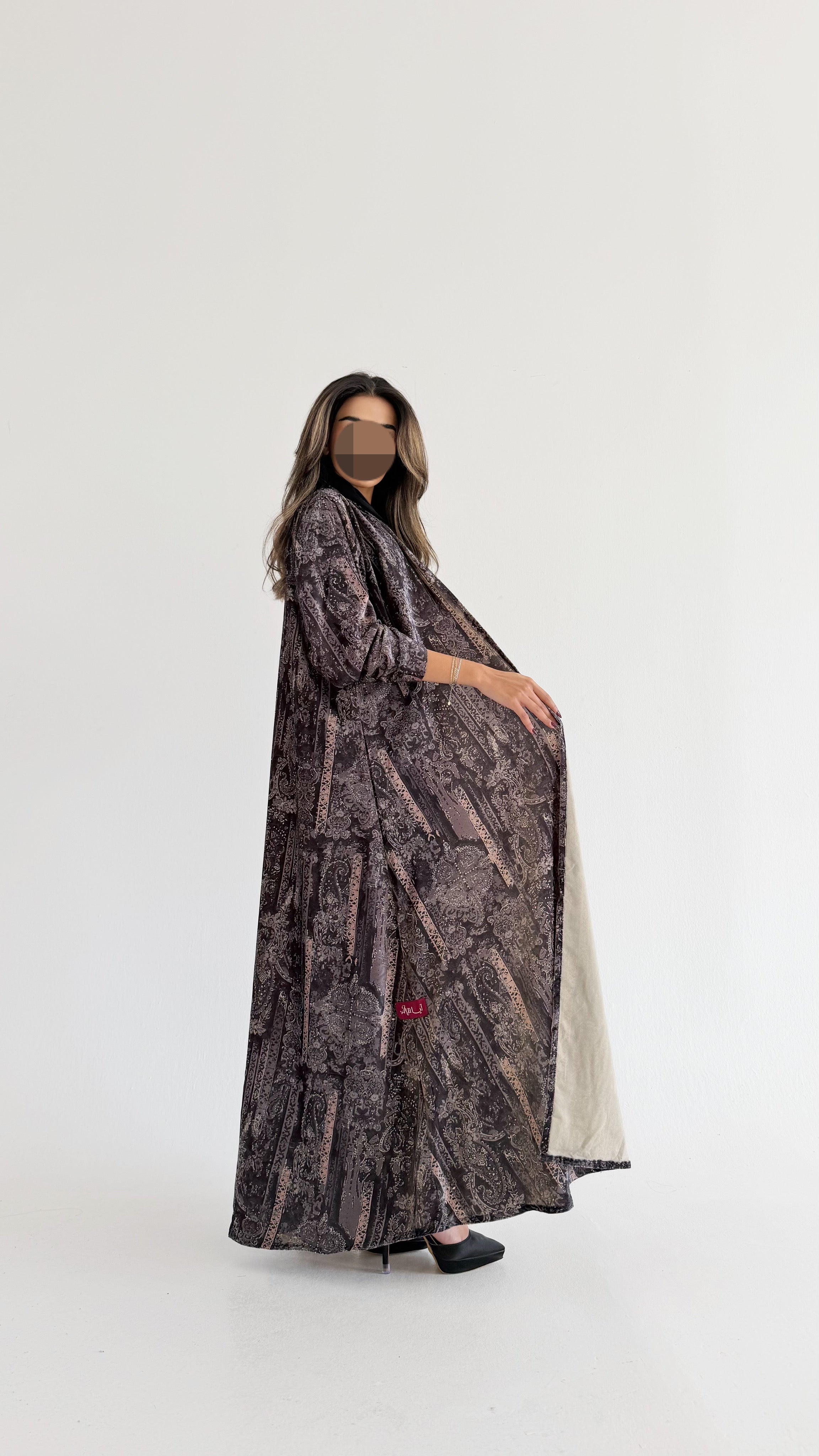 MWT713 - عباية ملونه مدموجه بألوان شتوية