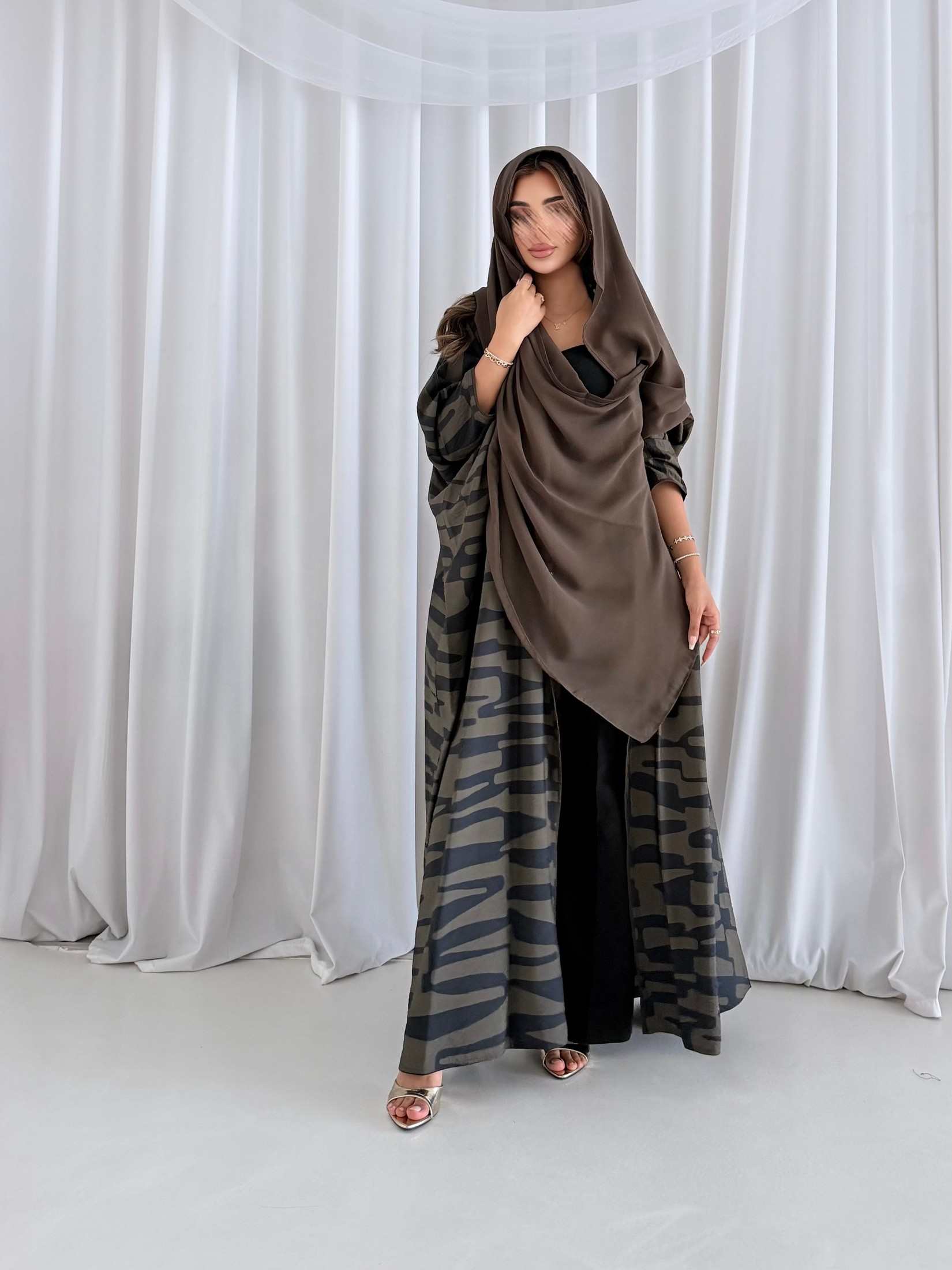 MWT2135 - عباية طباعة- Printed Abaya - Aya