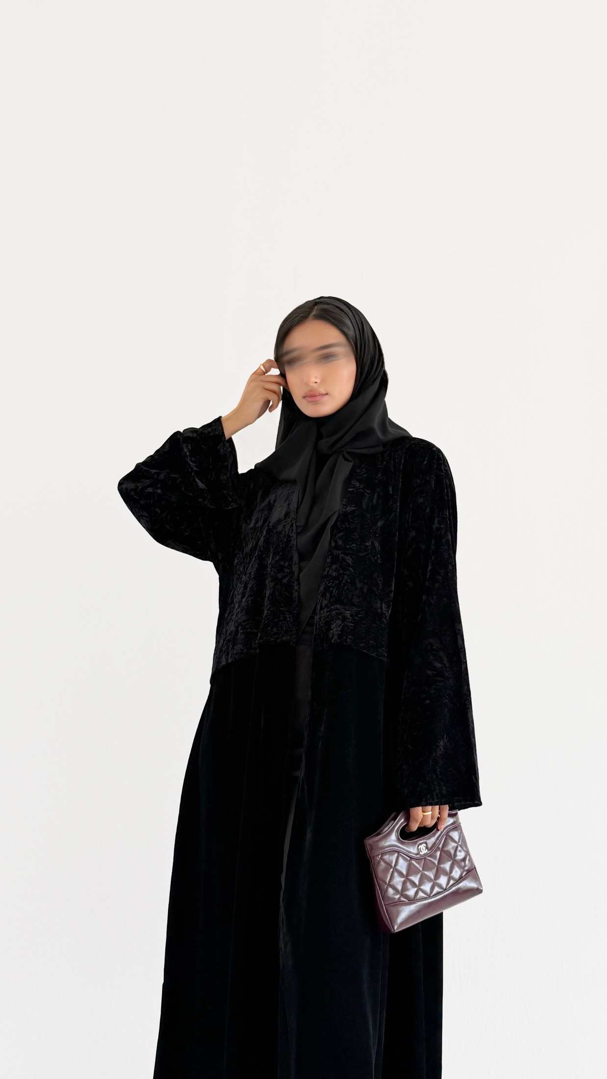 MW1833 - عباية مخمل بخامتين المشجر والمخمل القطيفي - Aya