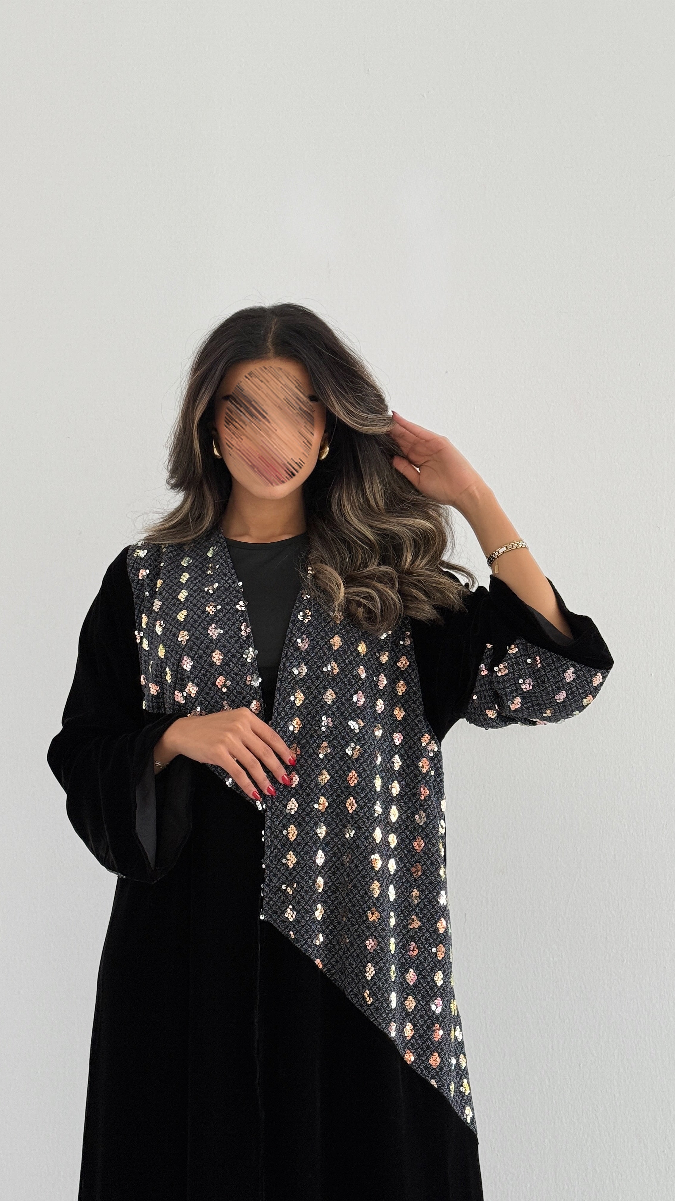 MW645 - Light Crepe Standing with Jacquard Half-Cloche