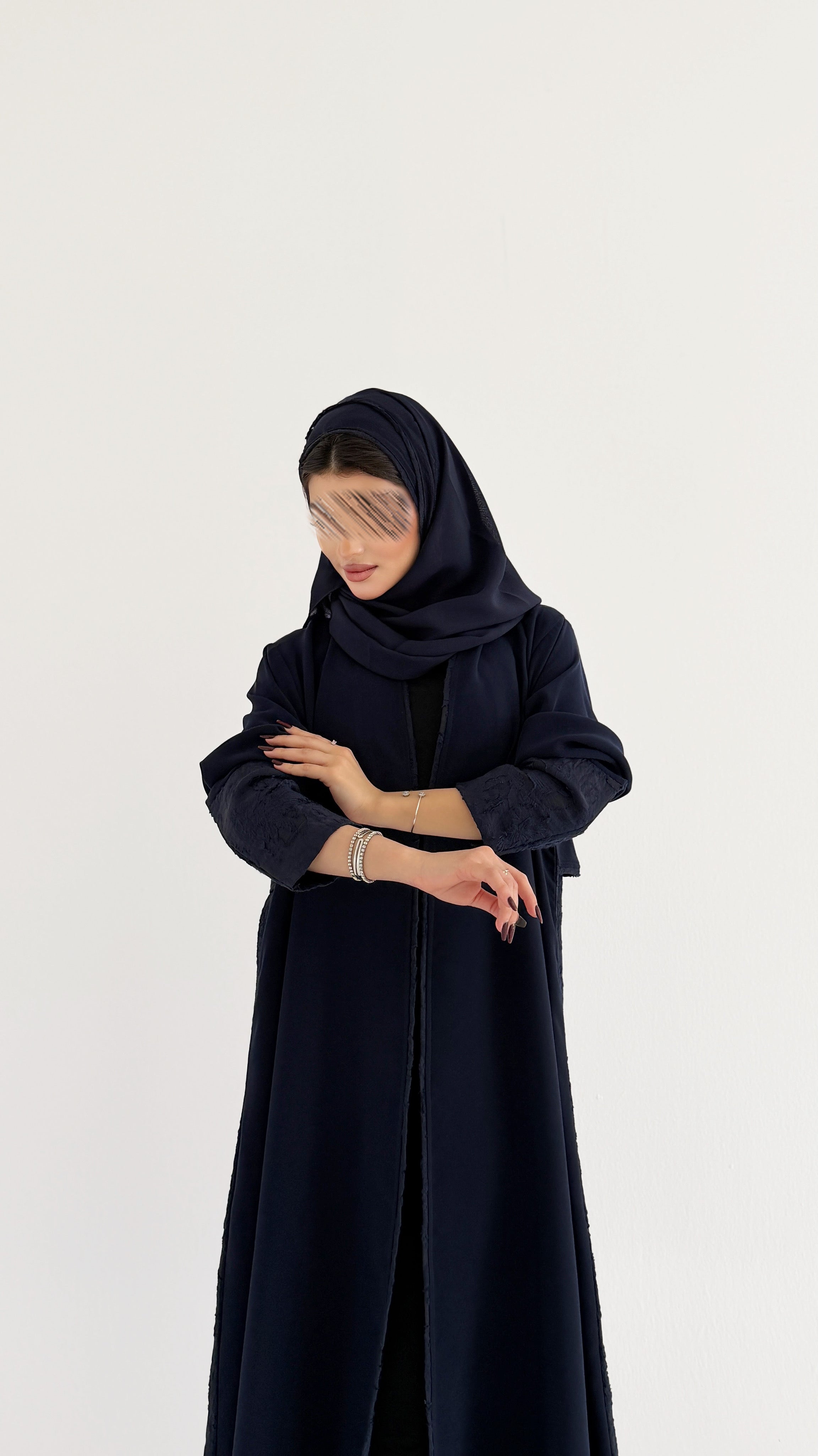 MWT1086 - عباية مع تدخيله مشجر |Abaya with floral inserts - Aya