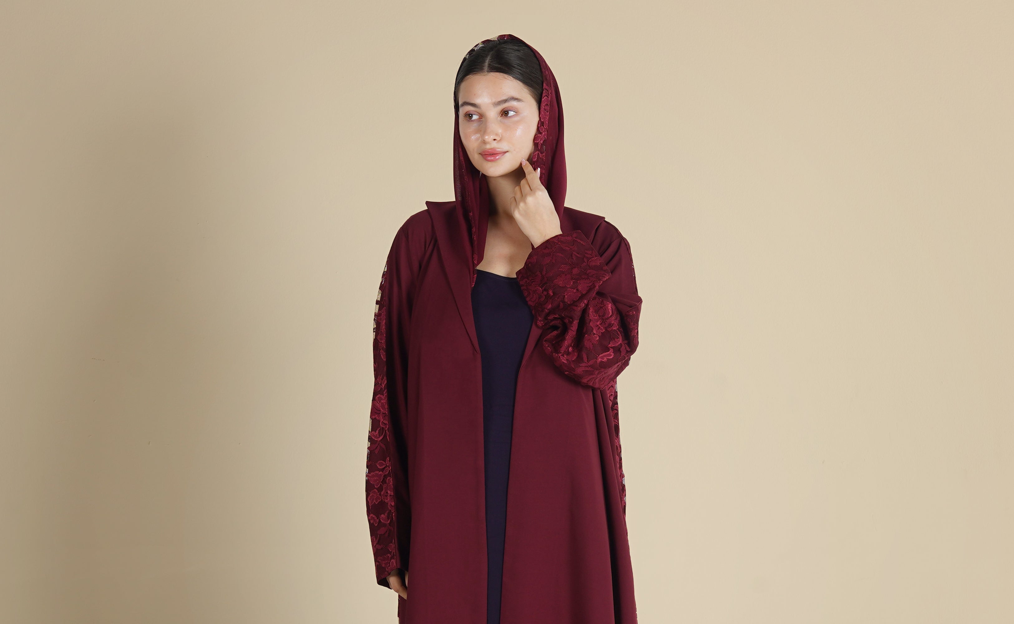 MW645 - Light Crepe Standing with Jacquard Half-Cloche