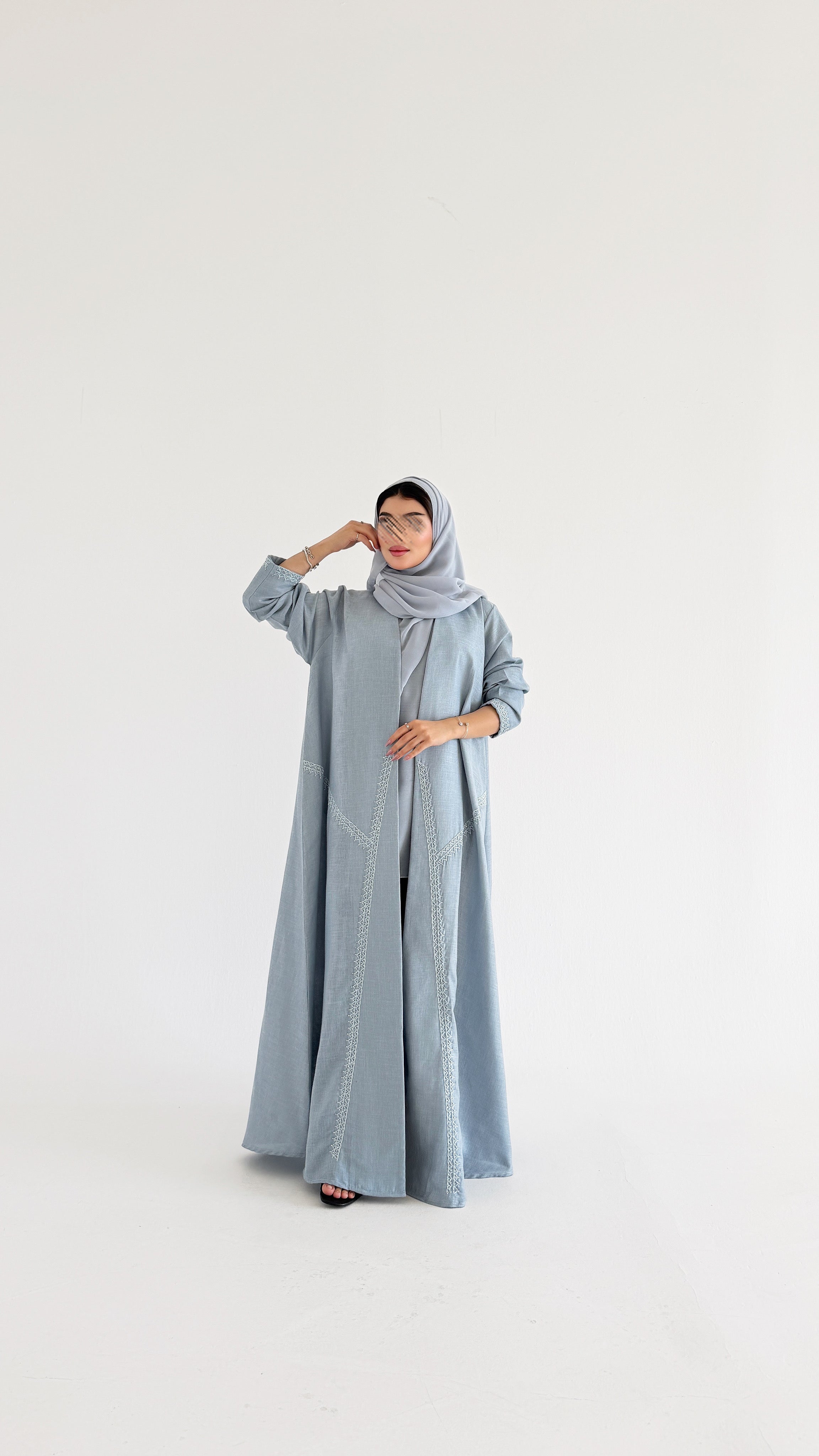 MW2125 - عباية لينن أنيقة بقصّة هينك عصرية - Aya