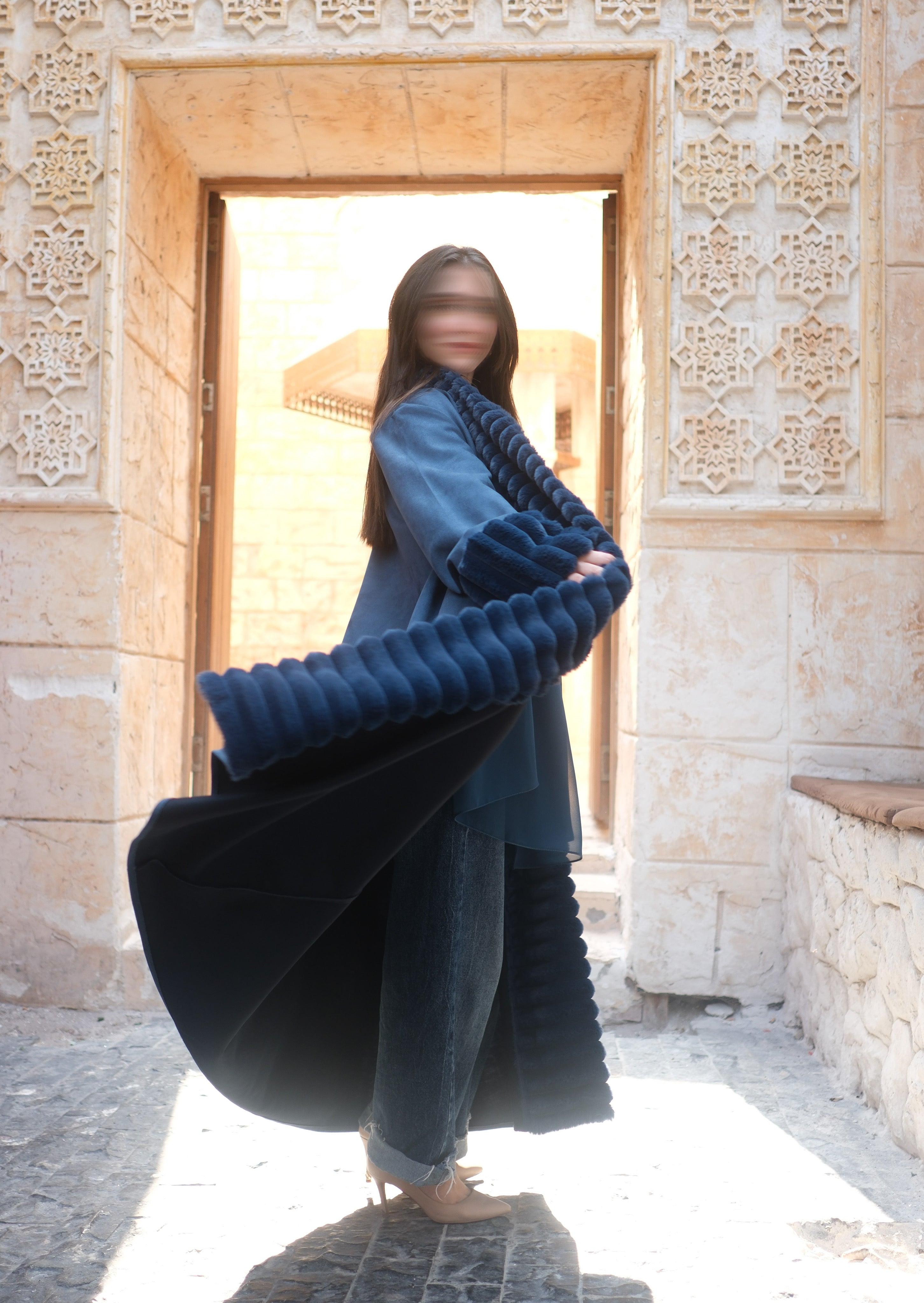 MW645 - Light Crepe Standing with Jacquard Half-Cloche