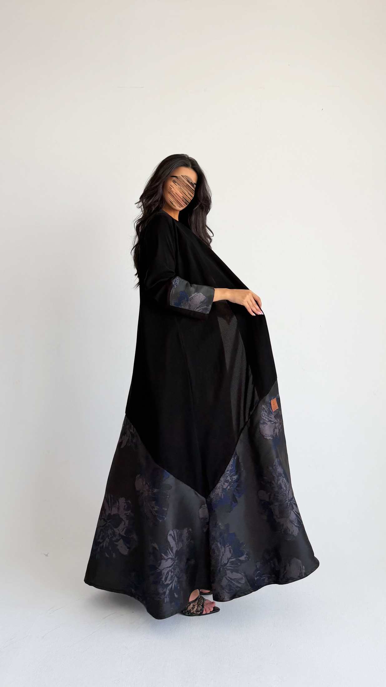 MWT4265 - عباية همس بقماش جاكار كحلي - Aya