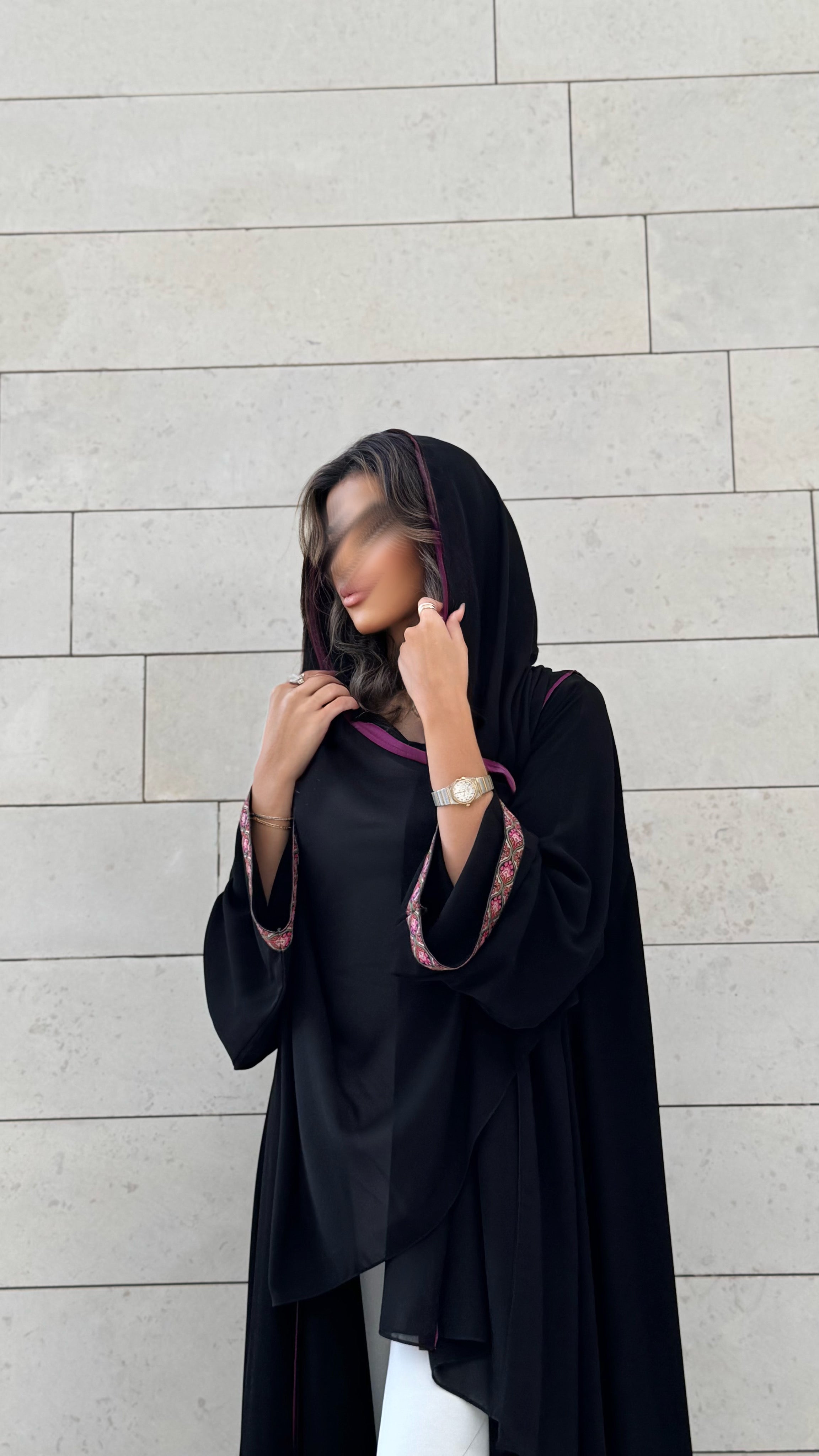 MW645 - Light Crepe Standing with Jacquard Half-Cloche