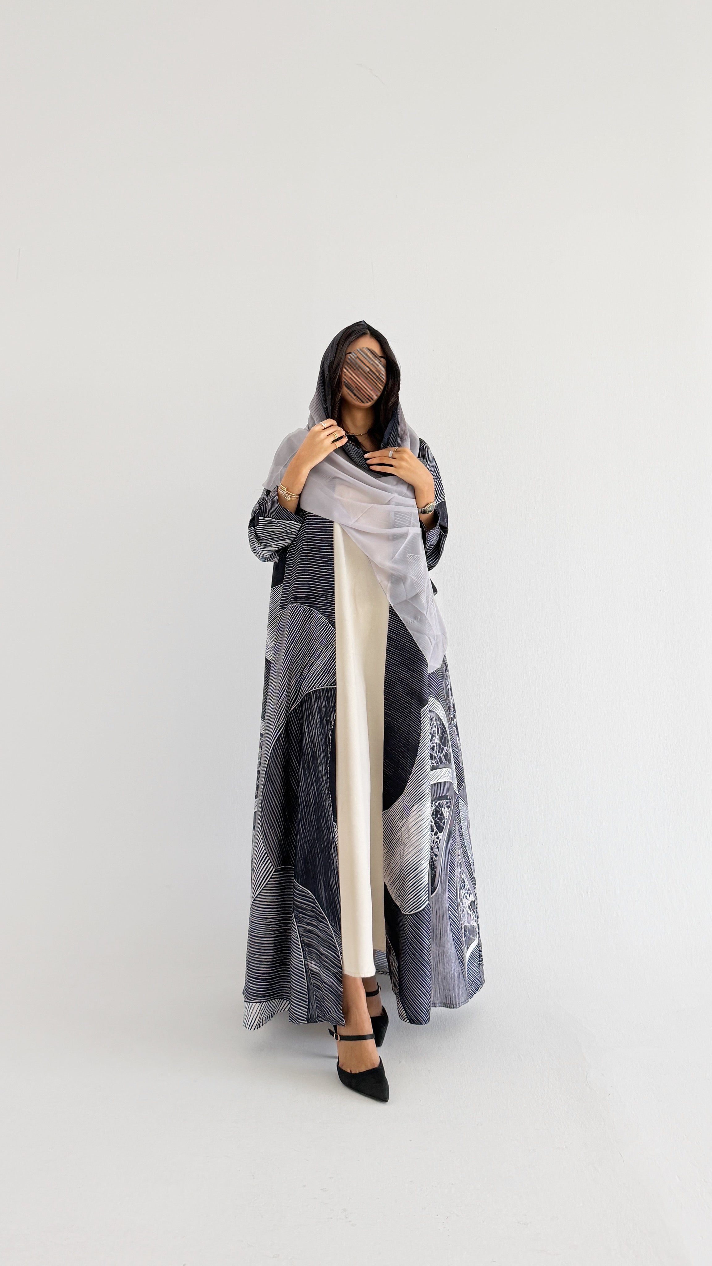 MWT1427 عباية طباعة | Printed Abaya - Aya