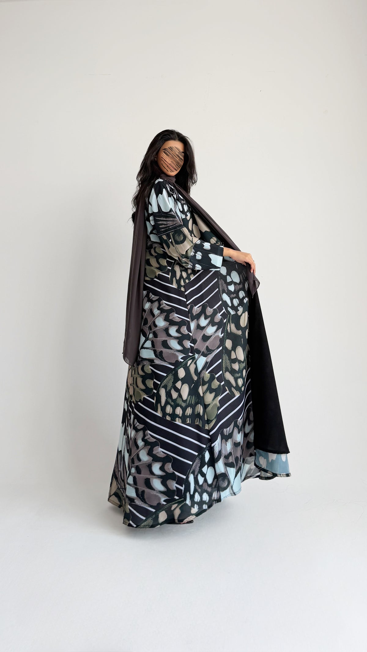 MWT2133 - عباية طباعة- Printed Abaya