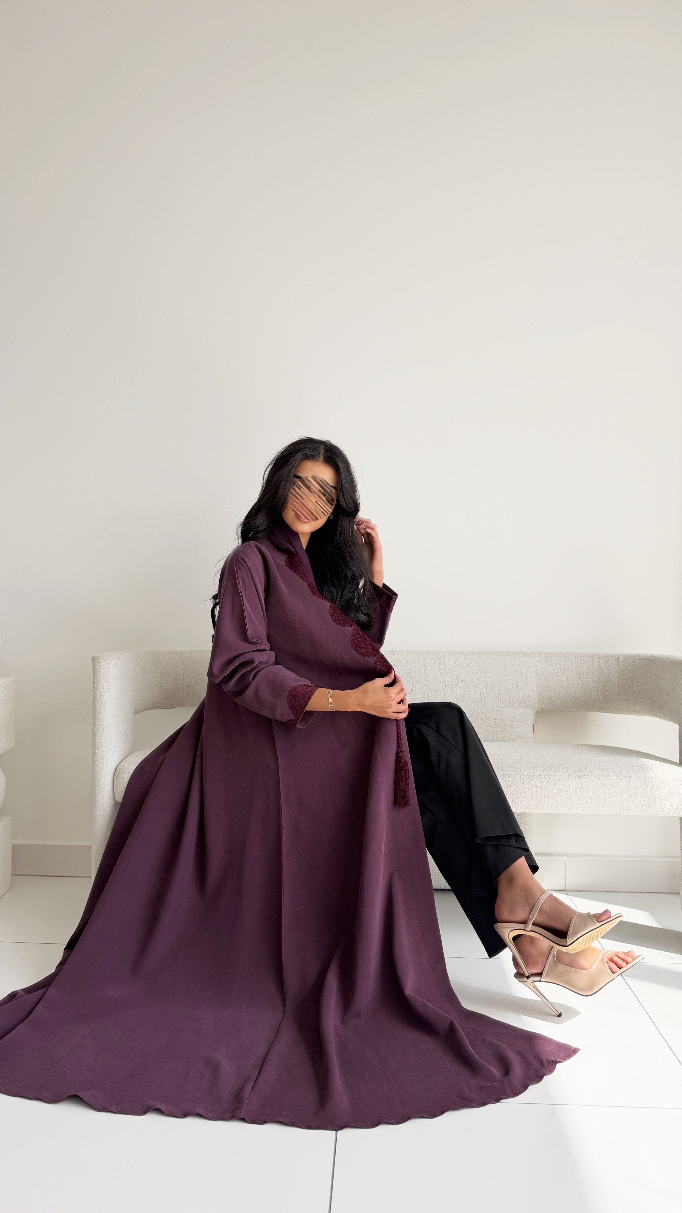 MWT1078 - عباية بتطريز بالامام - Aya