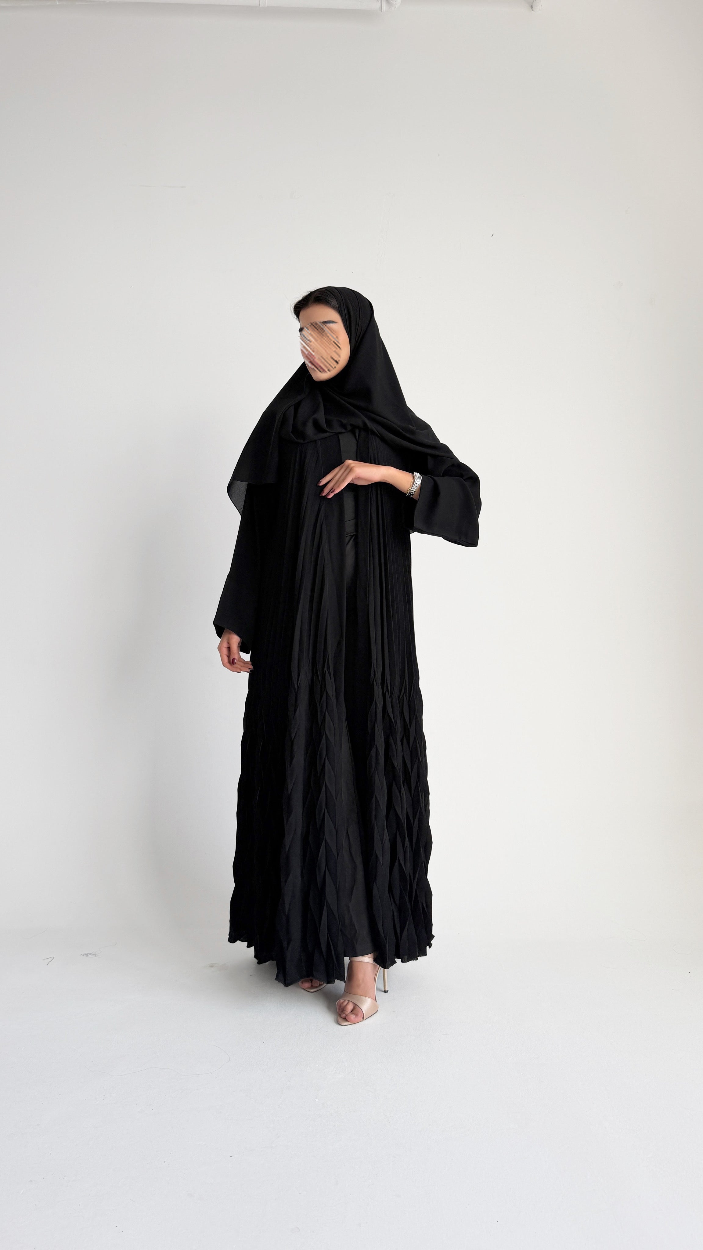 MW2068 - عباية كلوش بتقنية ثري دي - Aya