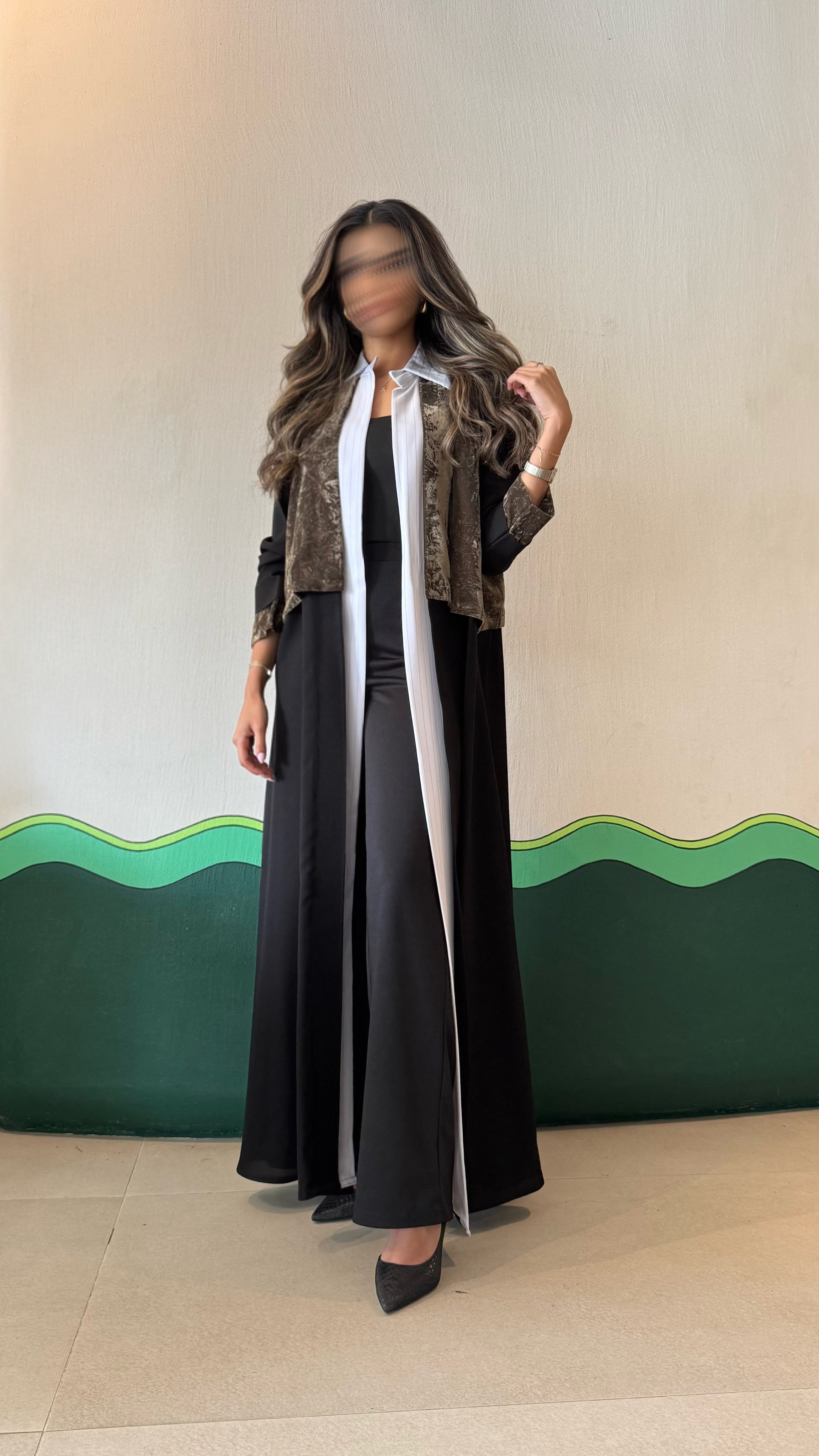 MW1743 - عباية بثلاث خامات بشكل سديري - Aya