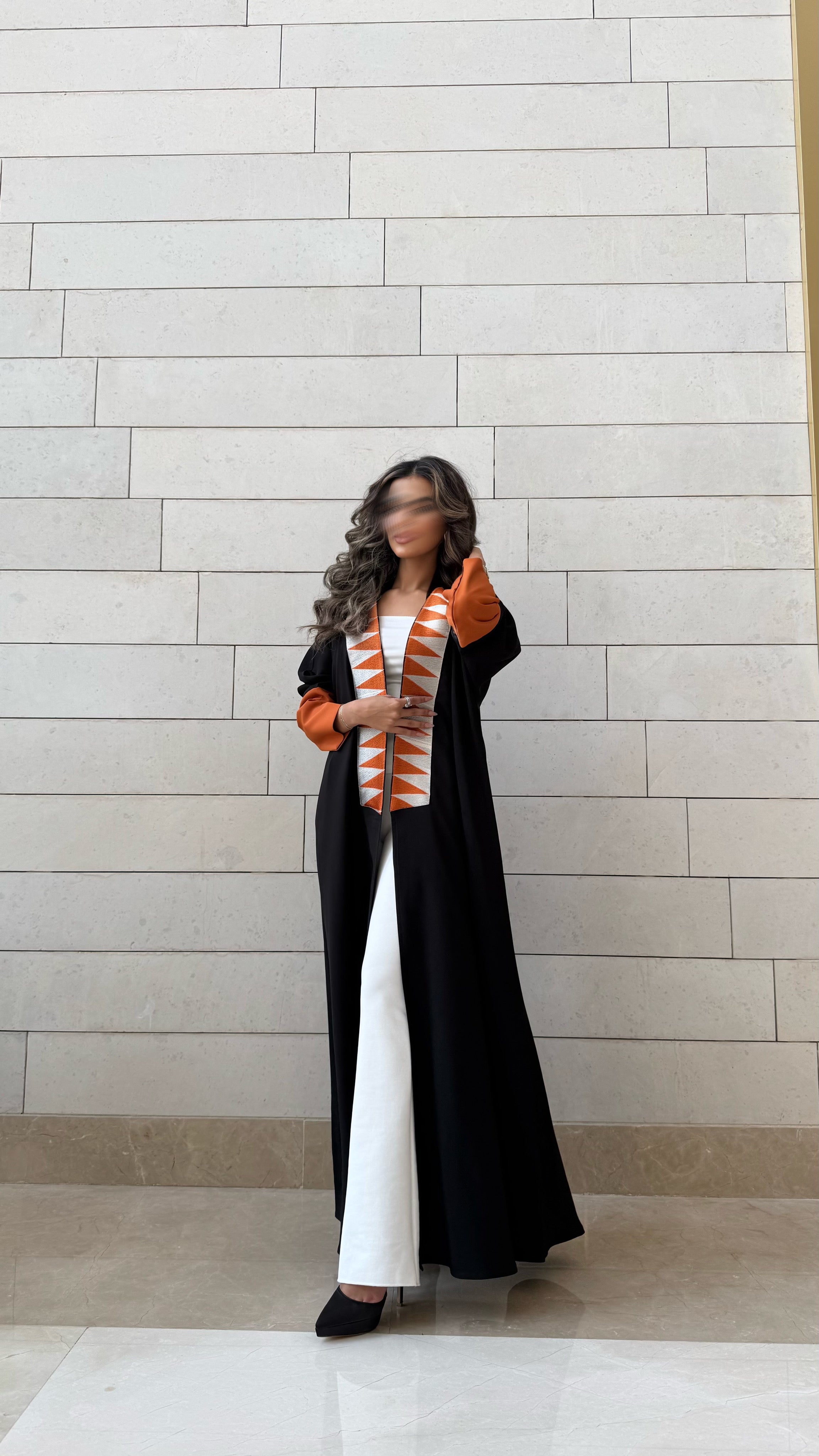 MW1591 -عباية سوداء بتطريز برتقالي | Black Abaya with Orange Embroidery
