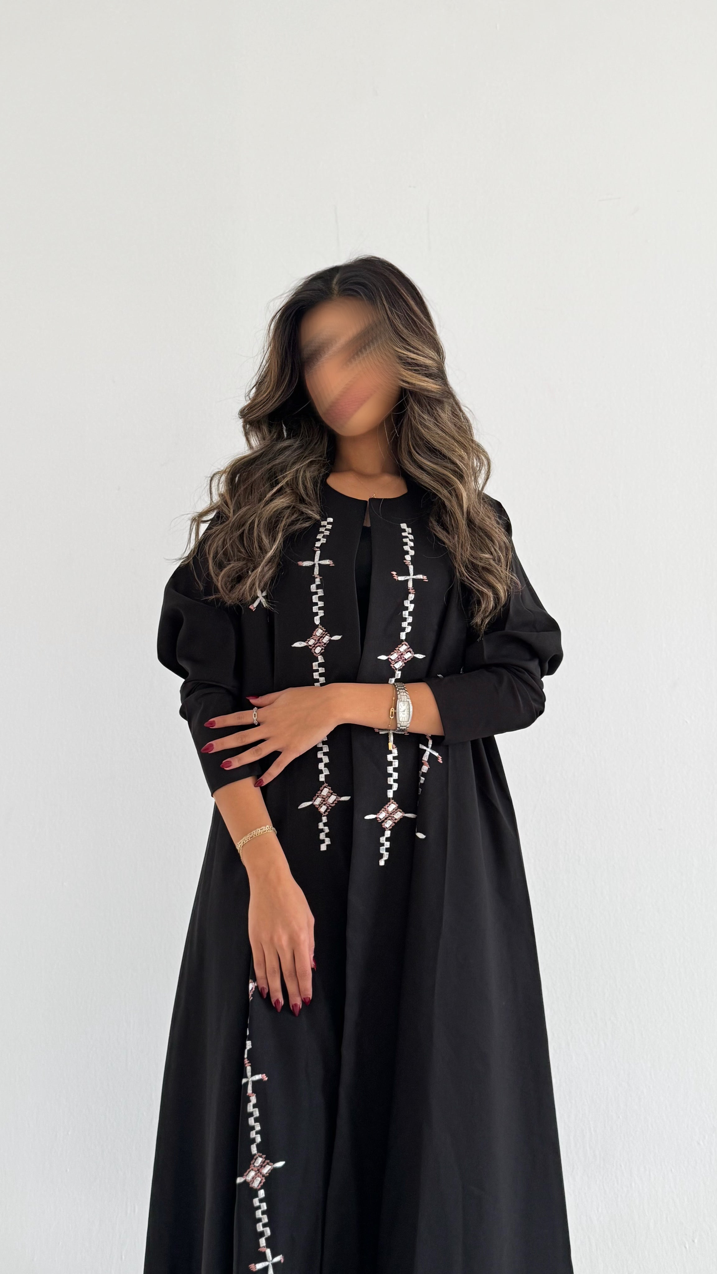 MWT640 - عباية اسود تطريز - Aya