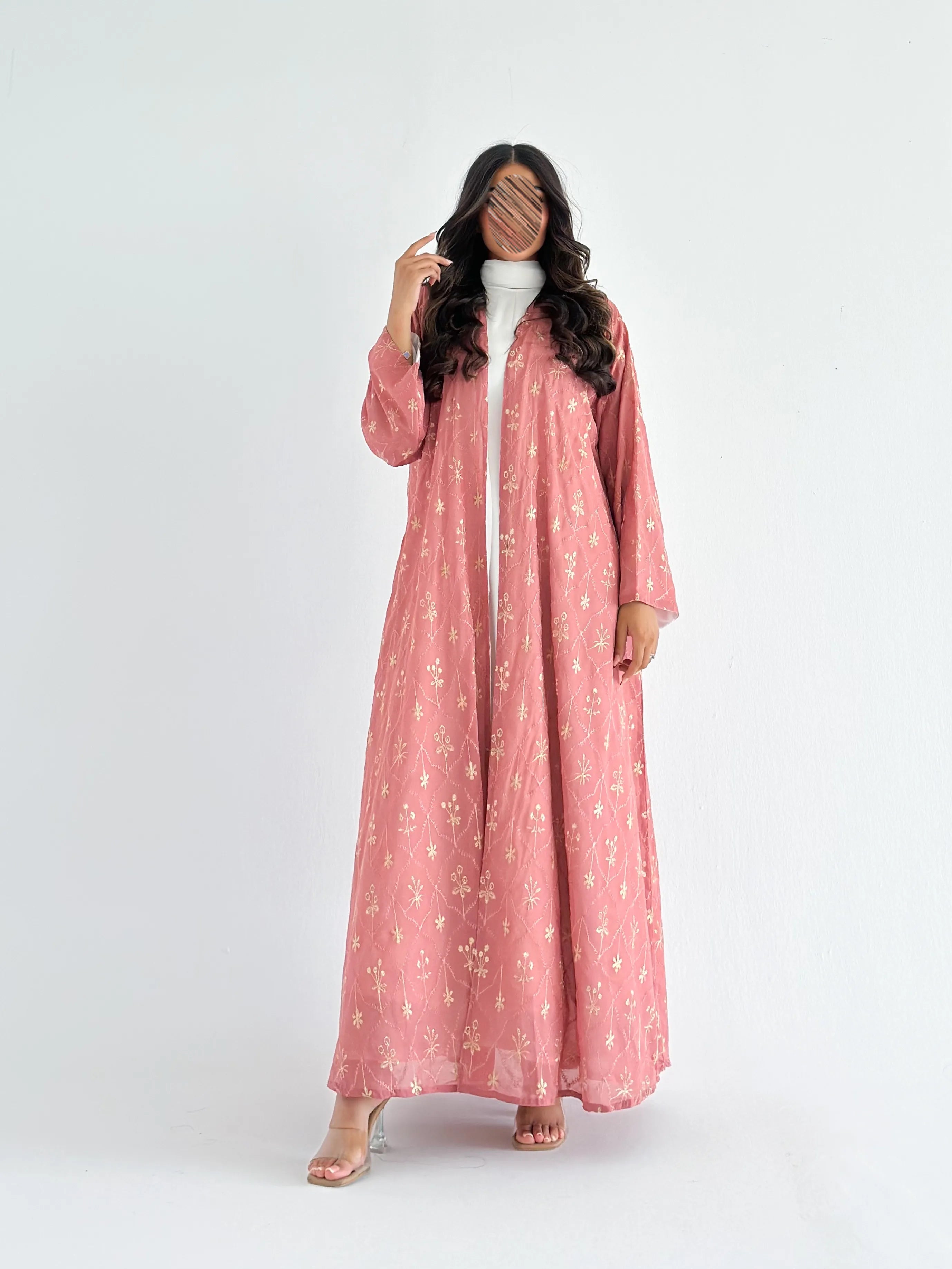 MWT2144 -عباية مطرزة