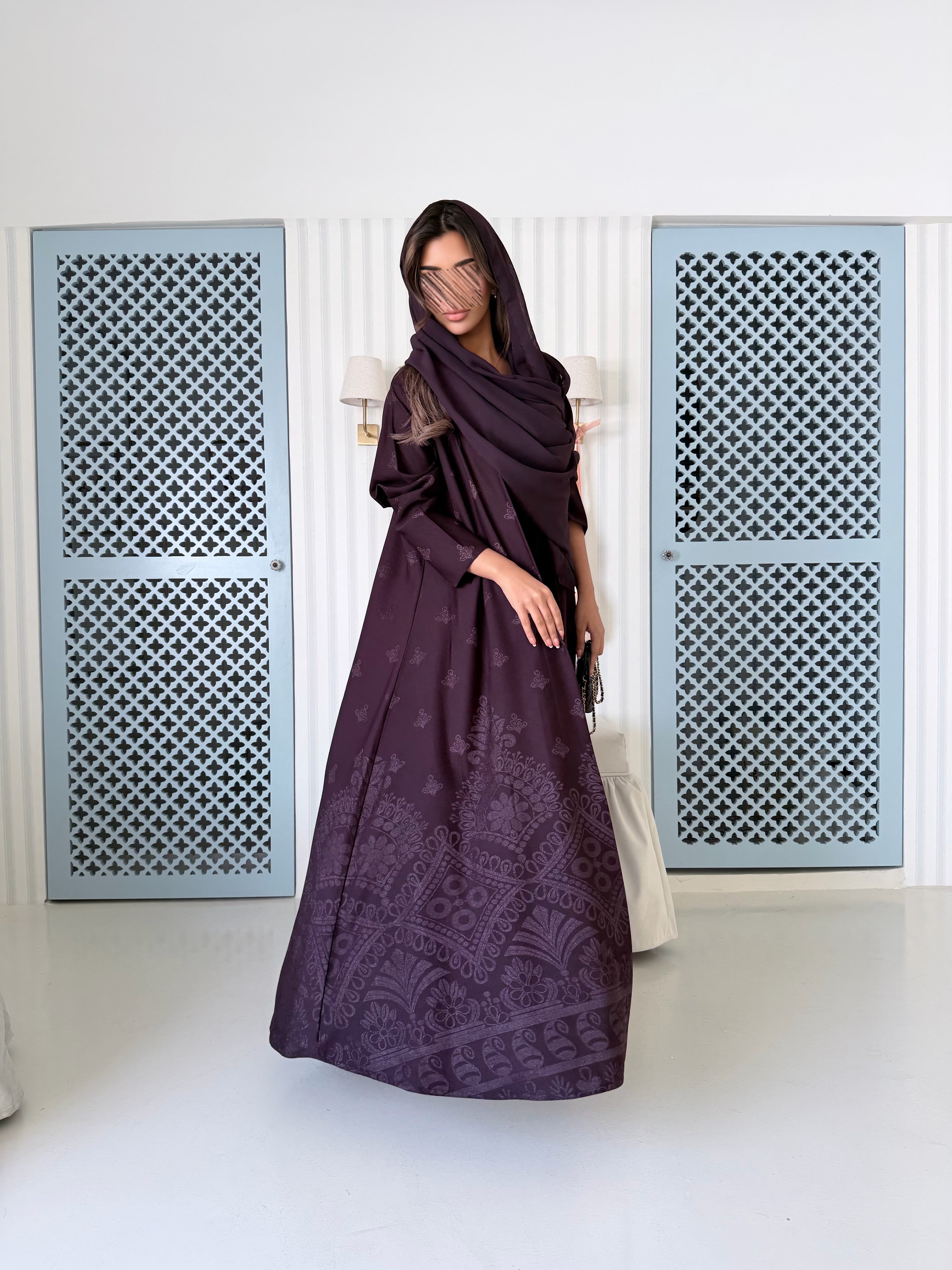 MWT5008 - عبايه عنابي طباعة كريب قصة نص كلوش - Aya