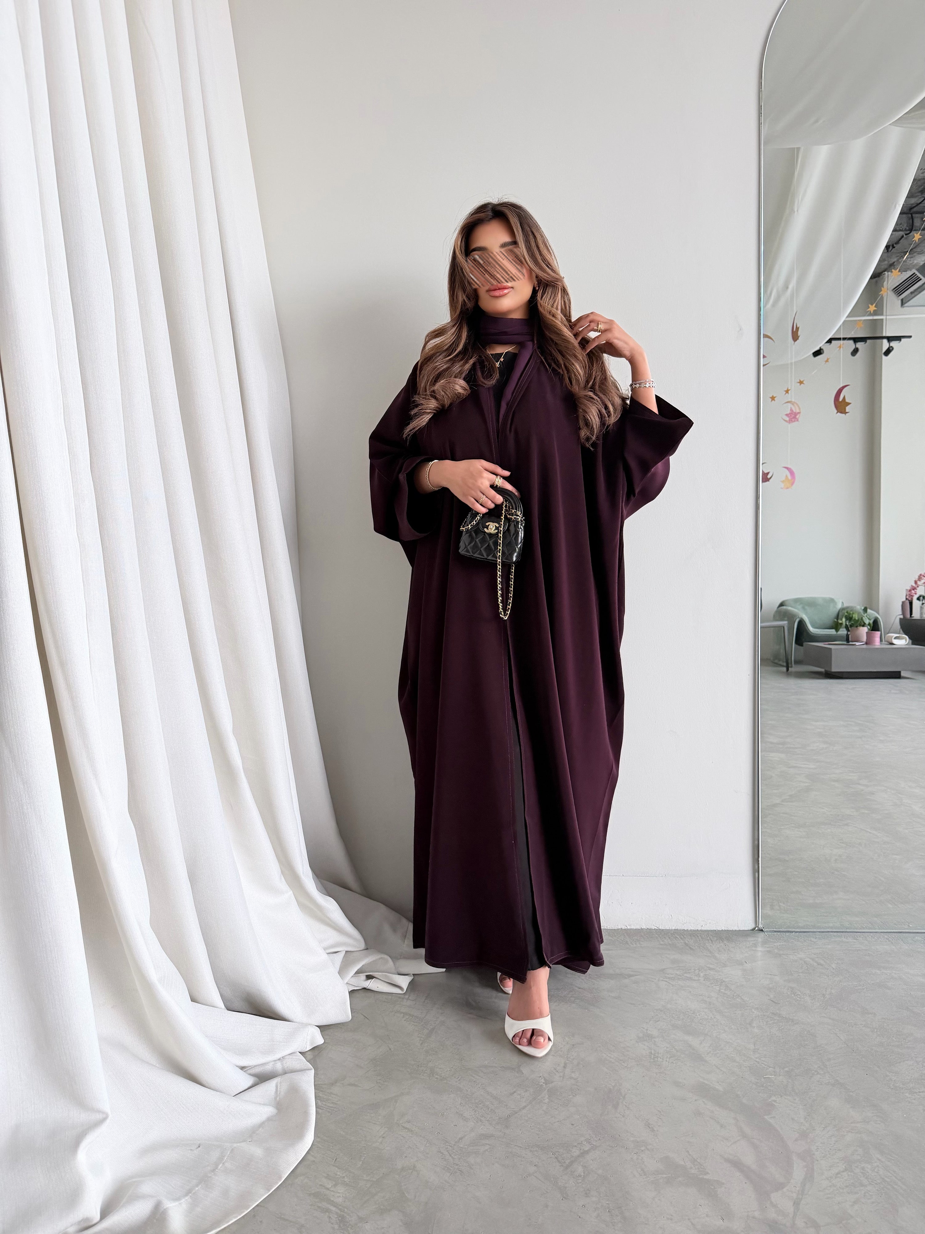 MWT5044 - قماش كريب عنابي قصة نص بشت - Aya