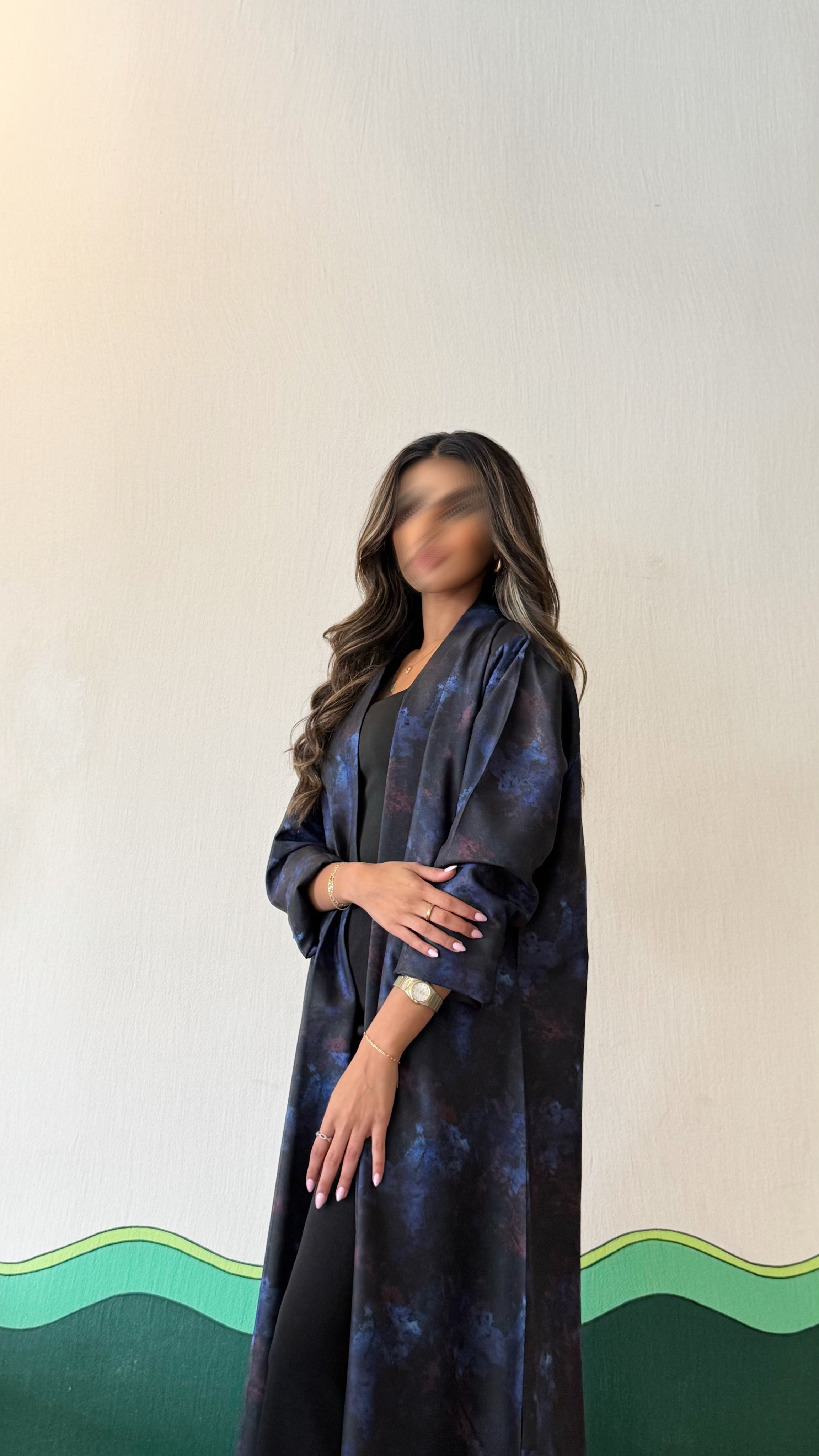 MW645 - Light Crepe Standing with Jacquard Half-Cloche