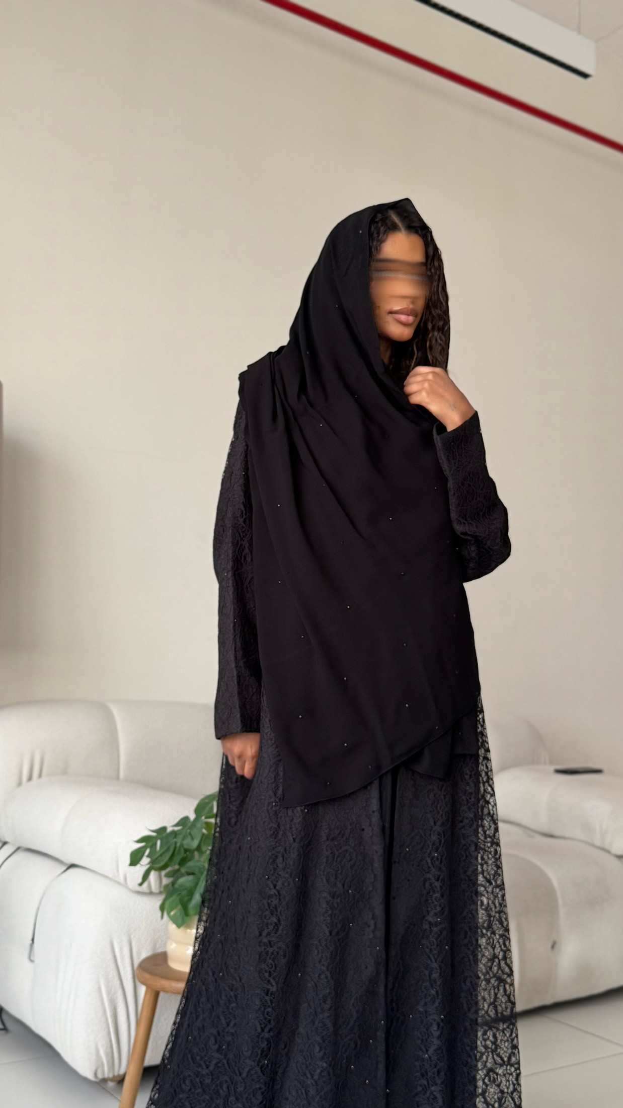 MWT409 - عباية دانتيل مبطن أسود - Aya