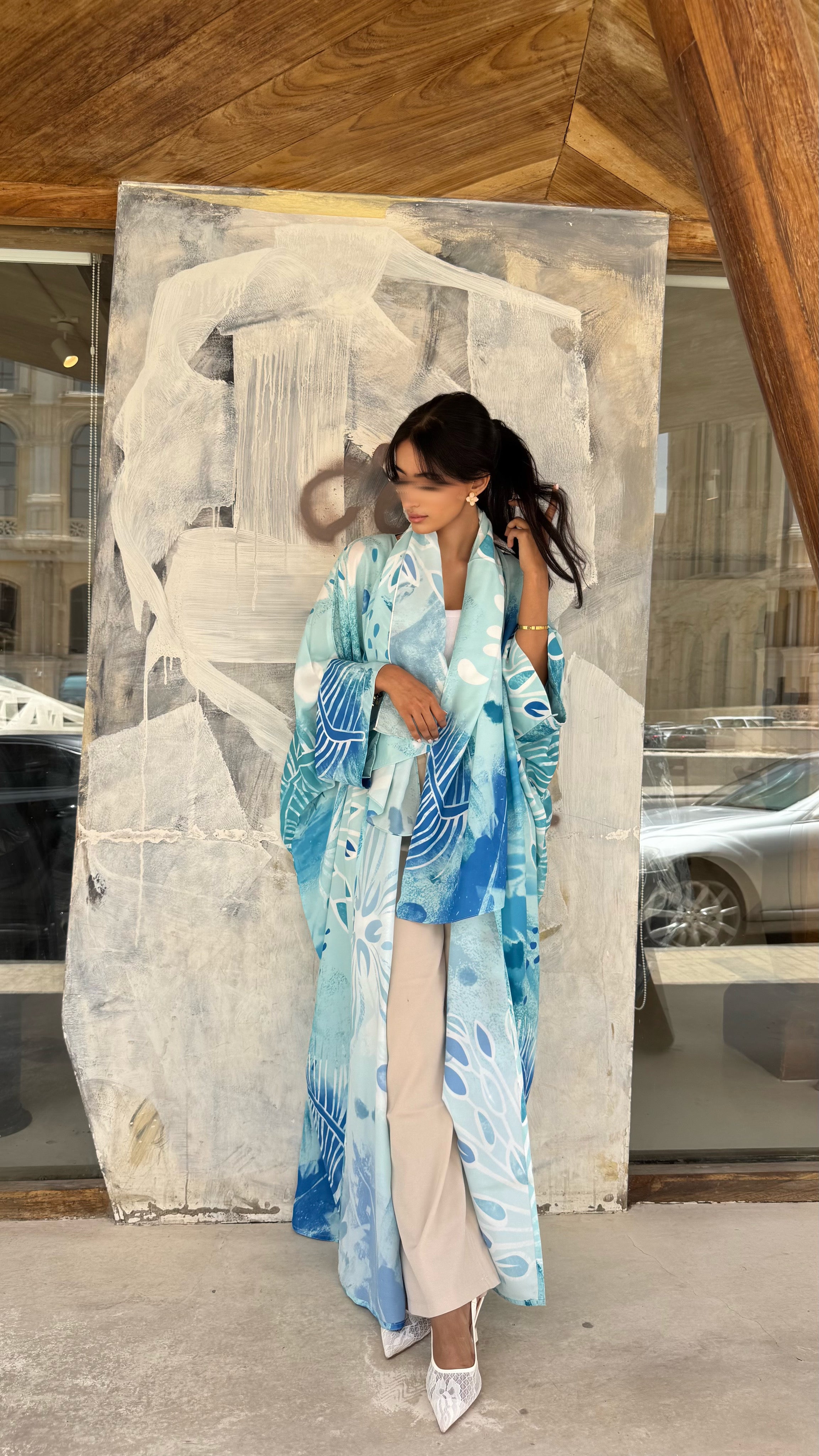 MW645 - Light Crepe Standing with Jacquard Half-Cloche