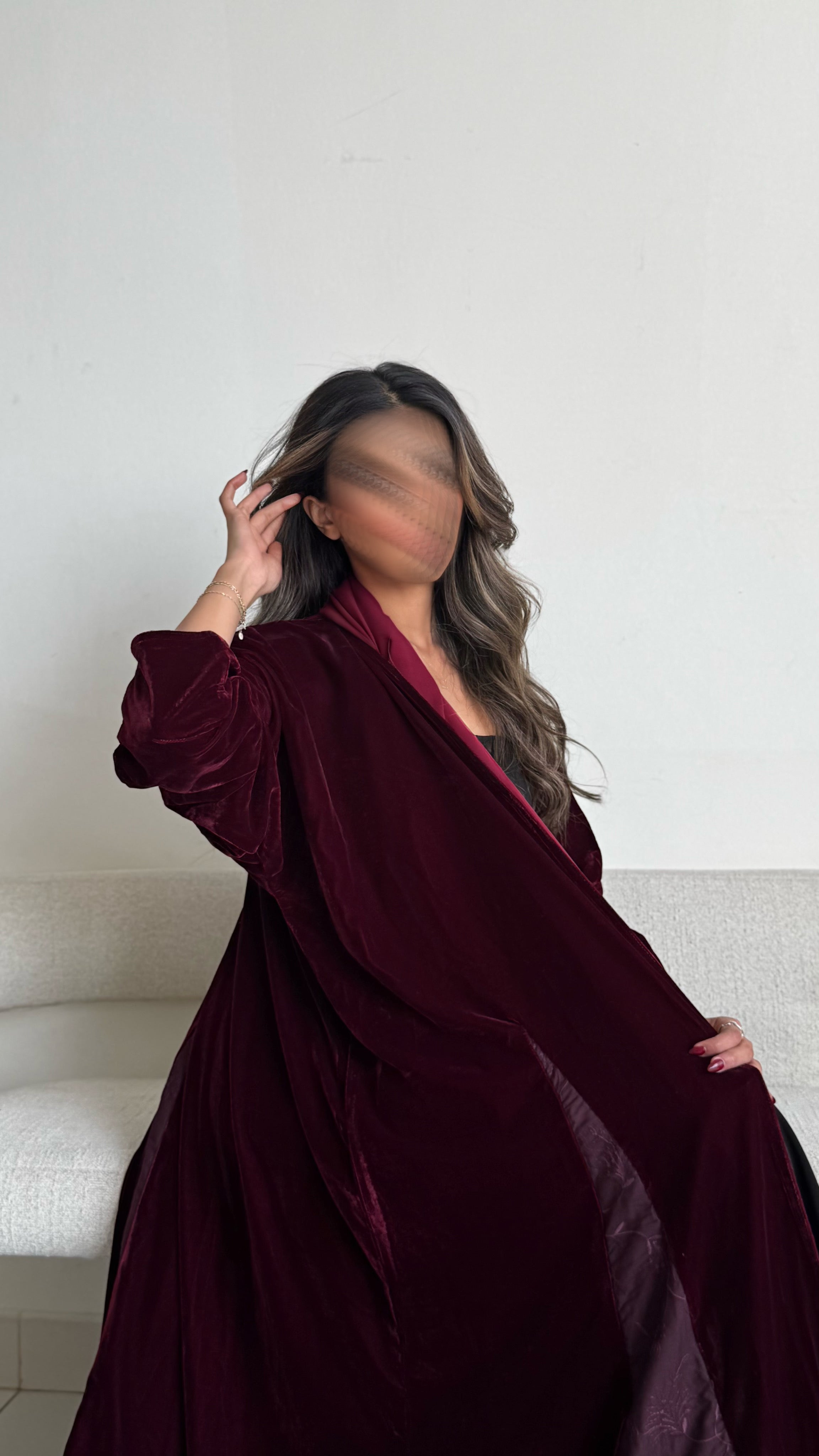 MWT532 - عباية عنابي مع تدخيلة دانتيل - Aya