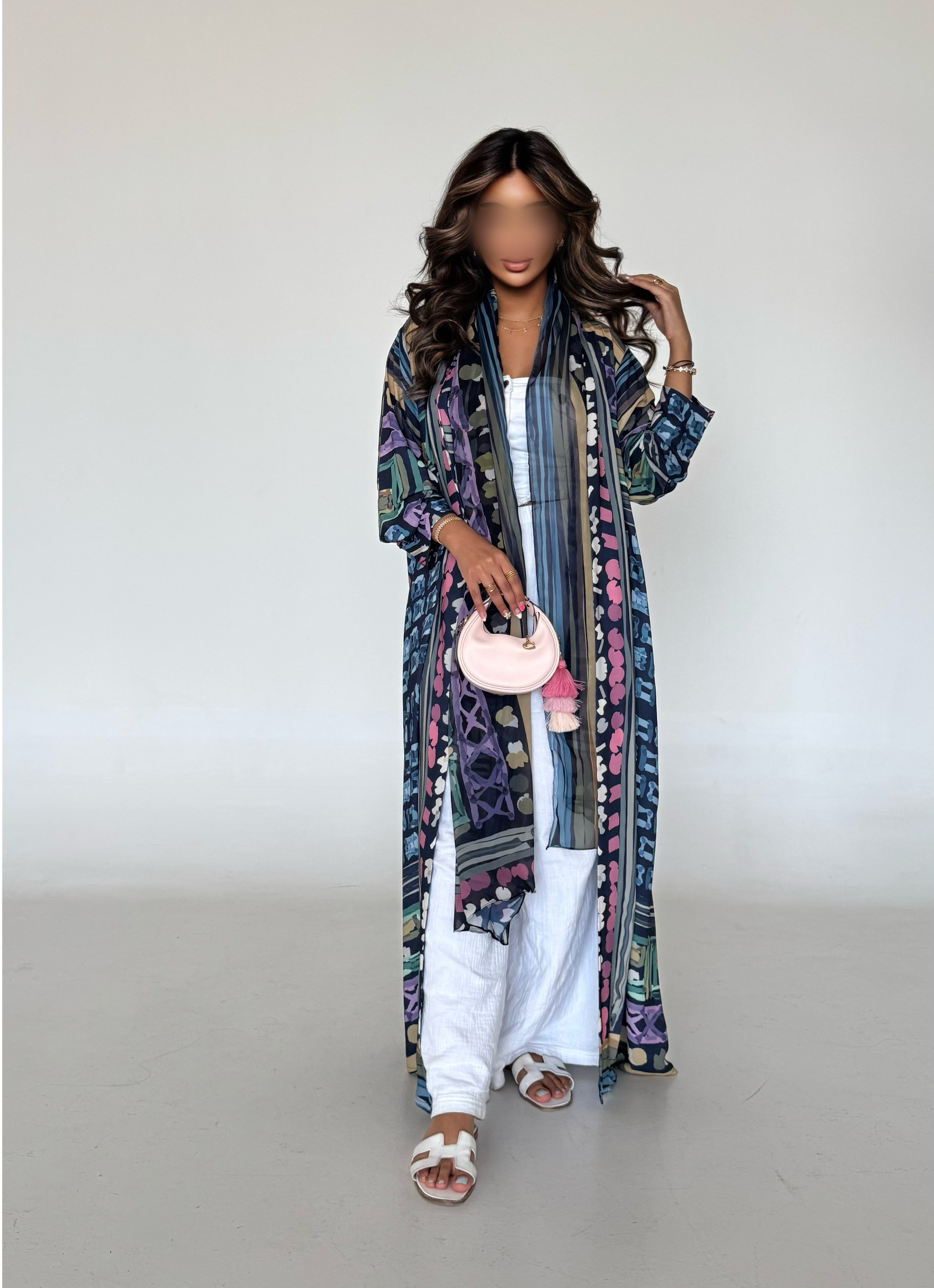 MW645 - Light Crepe Standing with Jacquard Half-Cloche