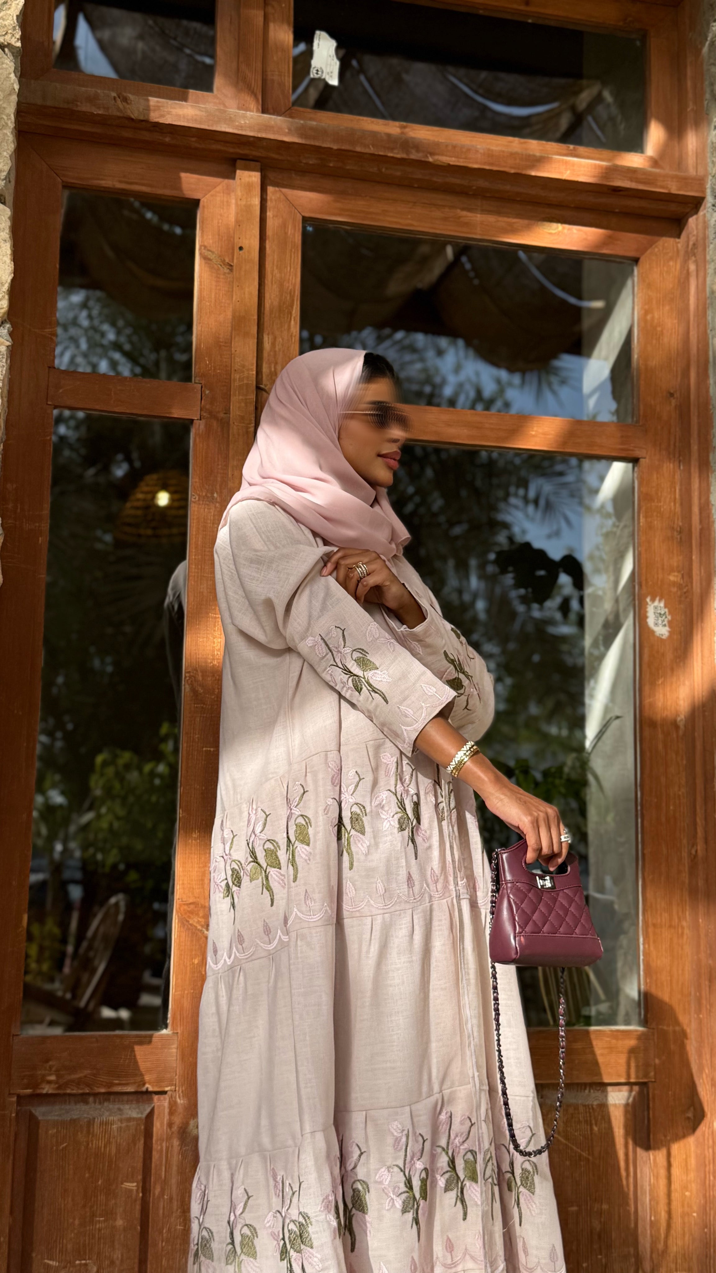 MW1497 - عباية دبل كلوش لنن بيبي بنك | Threads of Roses - Aya