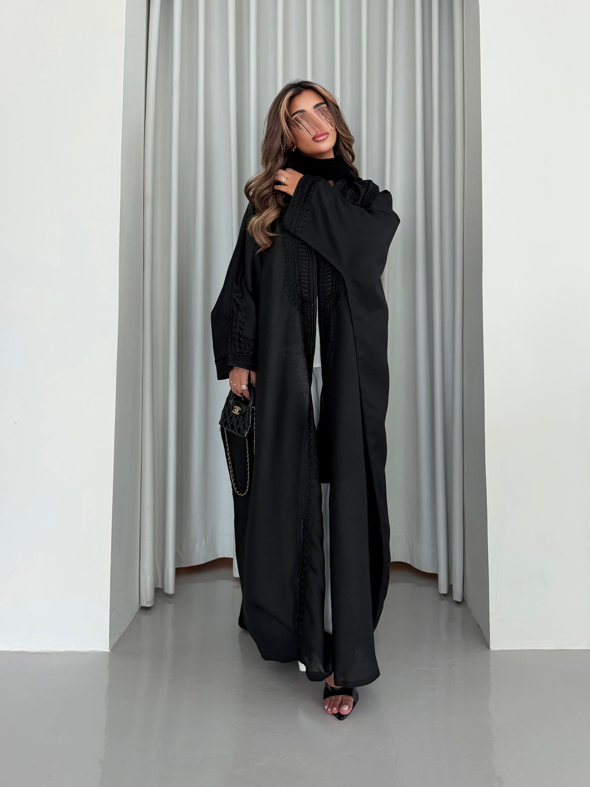 MWT4046 - عبايه لنن مطرزة - Aya