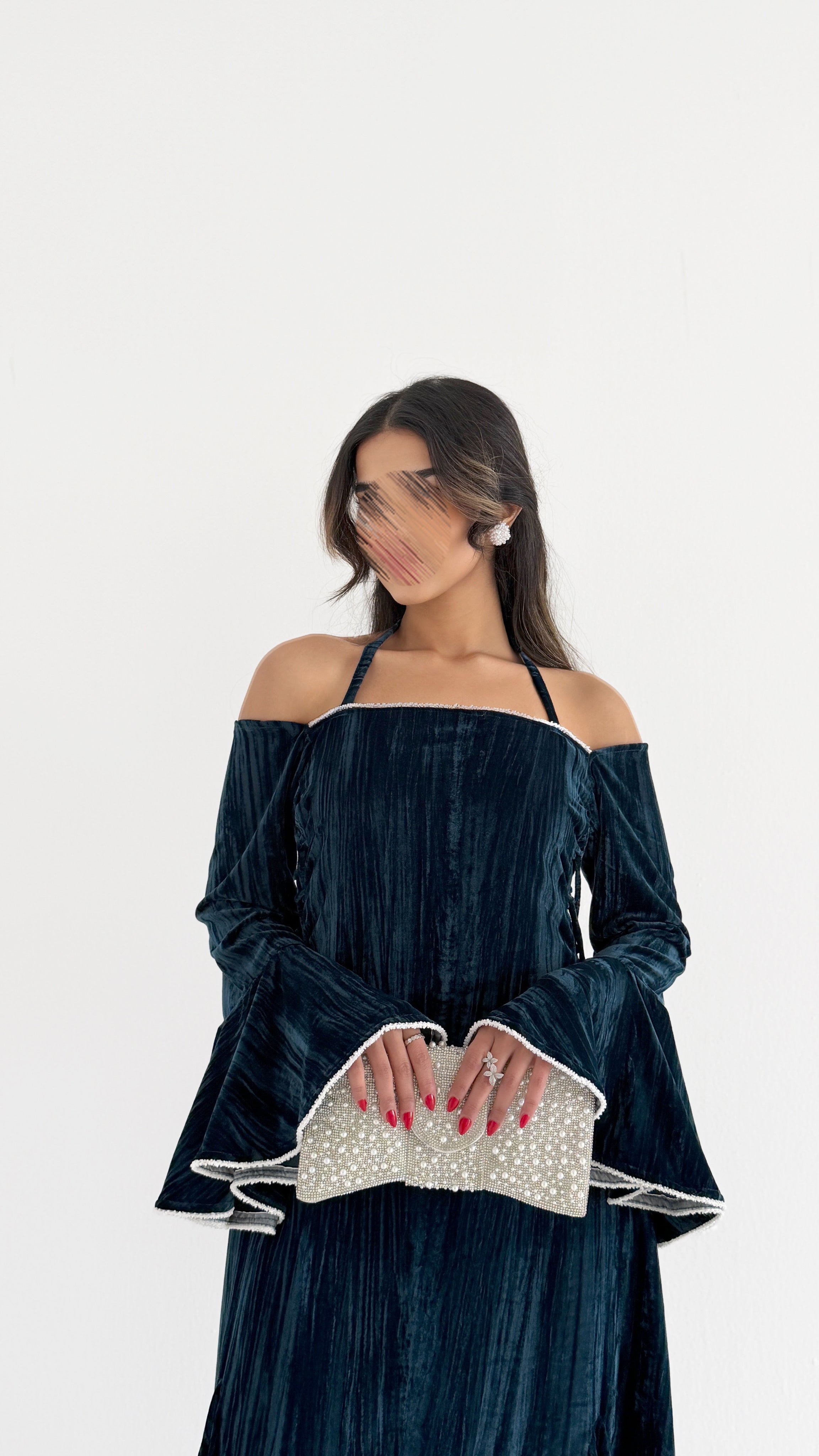 MWJ011 - جلابية مخمل مكسر بتفاصيل كلفة متقنة لإطلالة مميزة - Aya