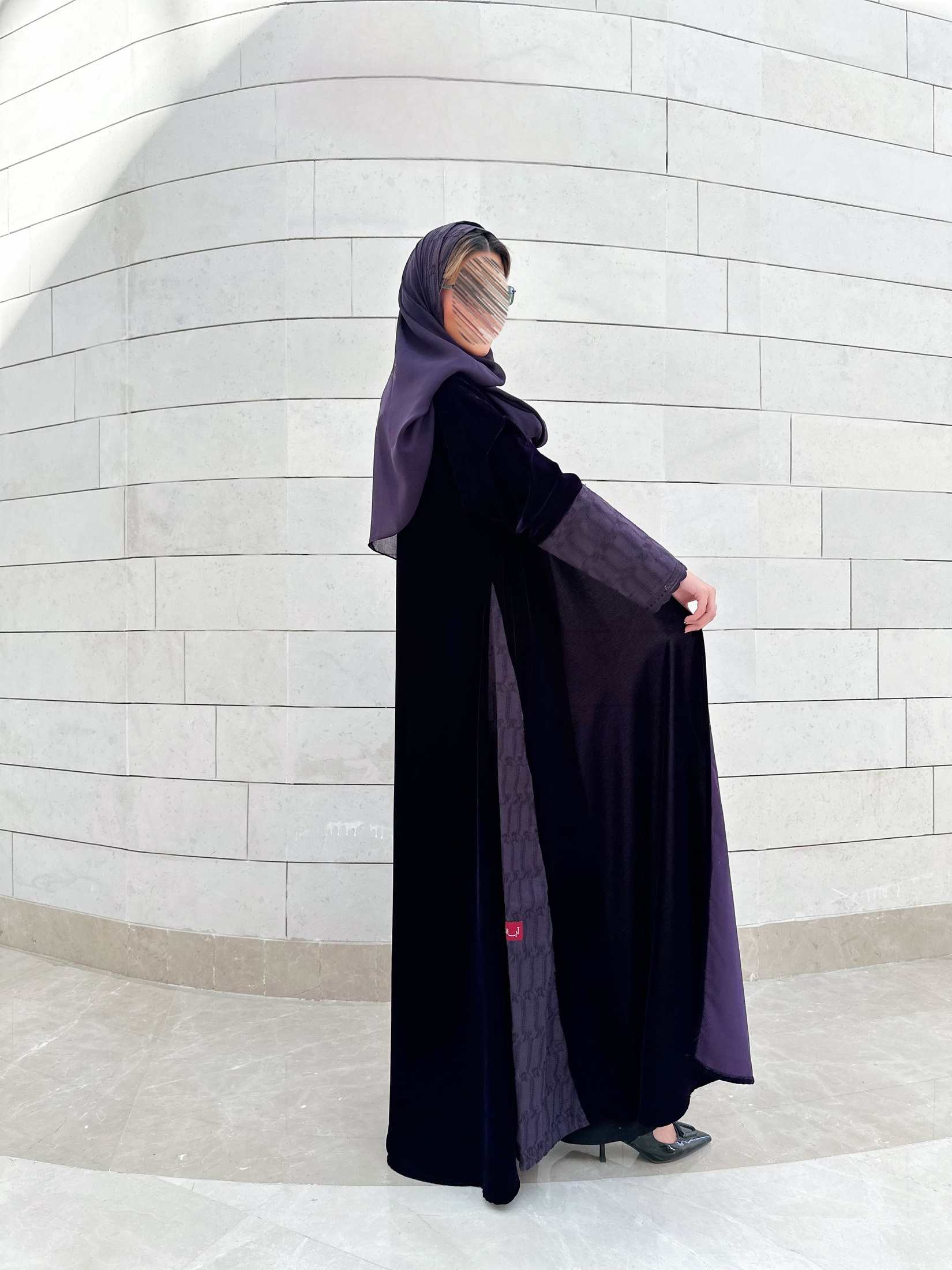 MWT721 - عباية ركامة مع مخمل - Aya