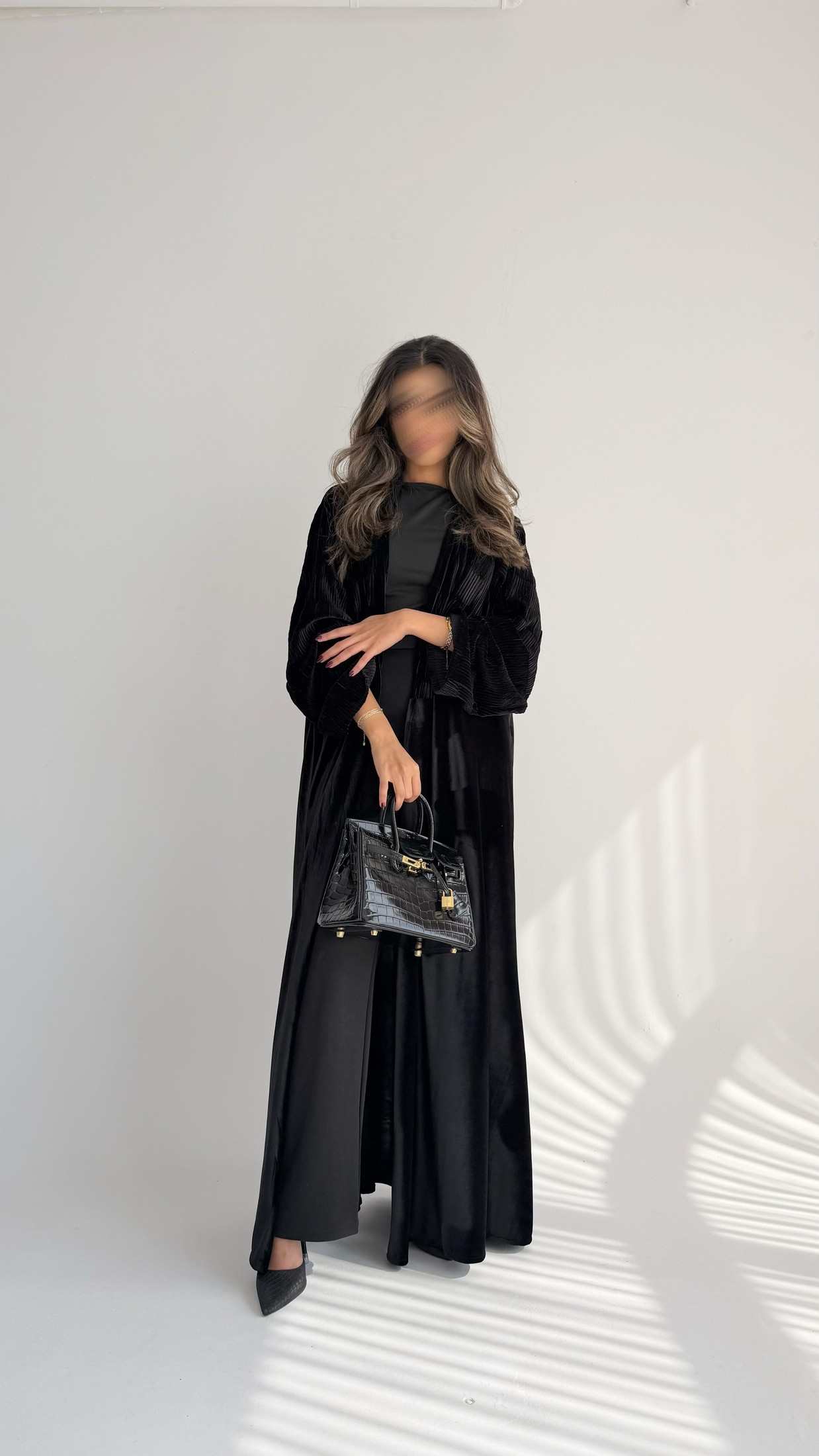 MWT872 - عباية مخمل بيليسية - Aya