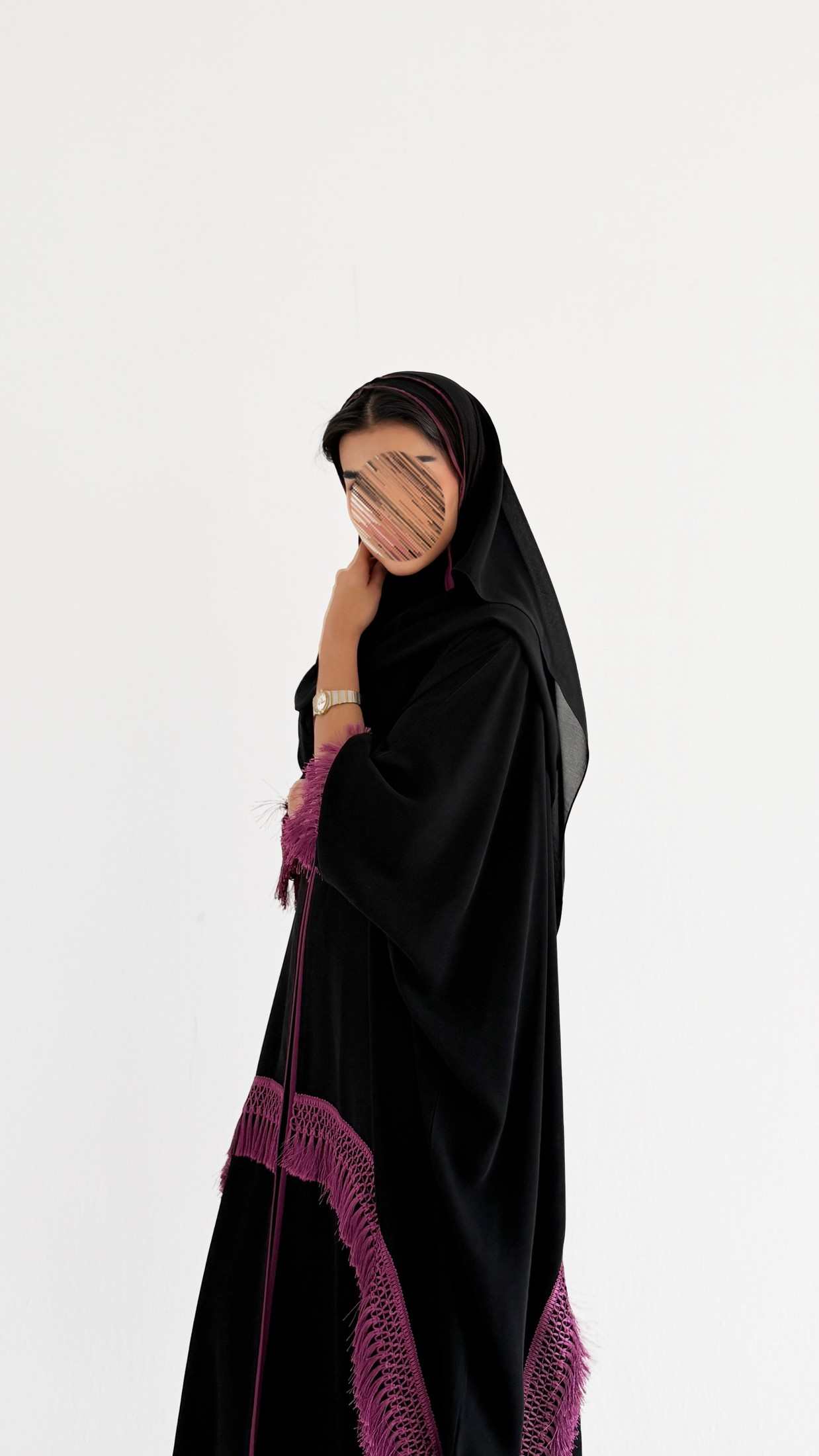 MWT2011 -عباية كريب اسود مع تدخيله دانتيل - Aya