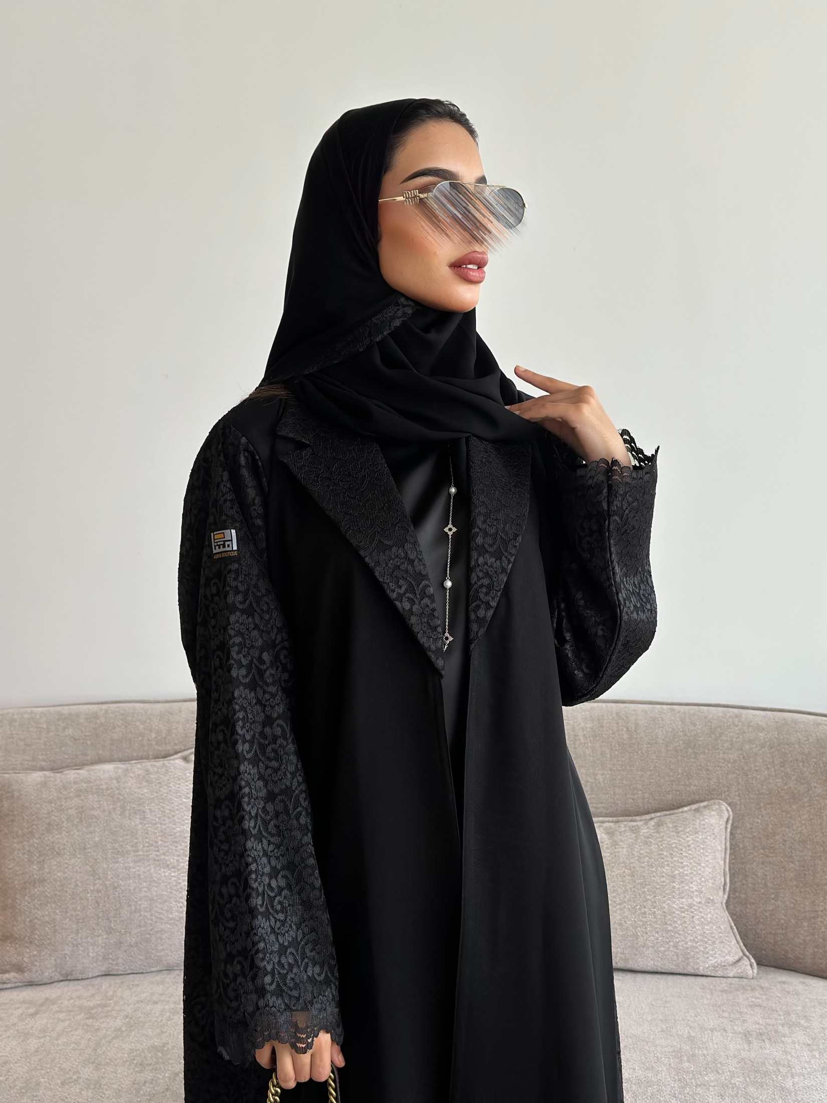 MWT4304 - عباية ليمار سوداء بتفاصيل دانتيل - Aya