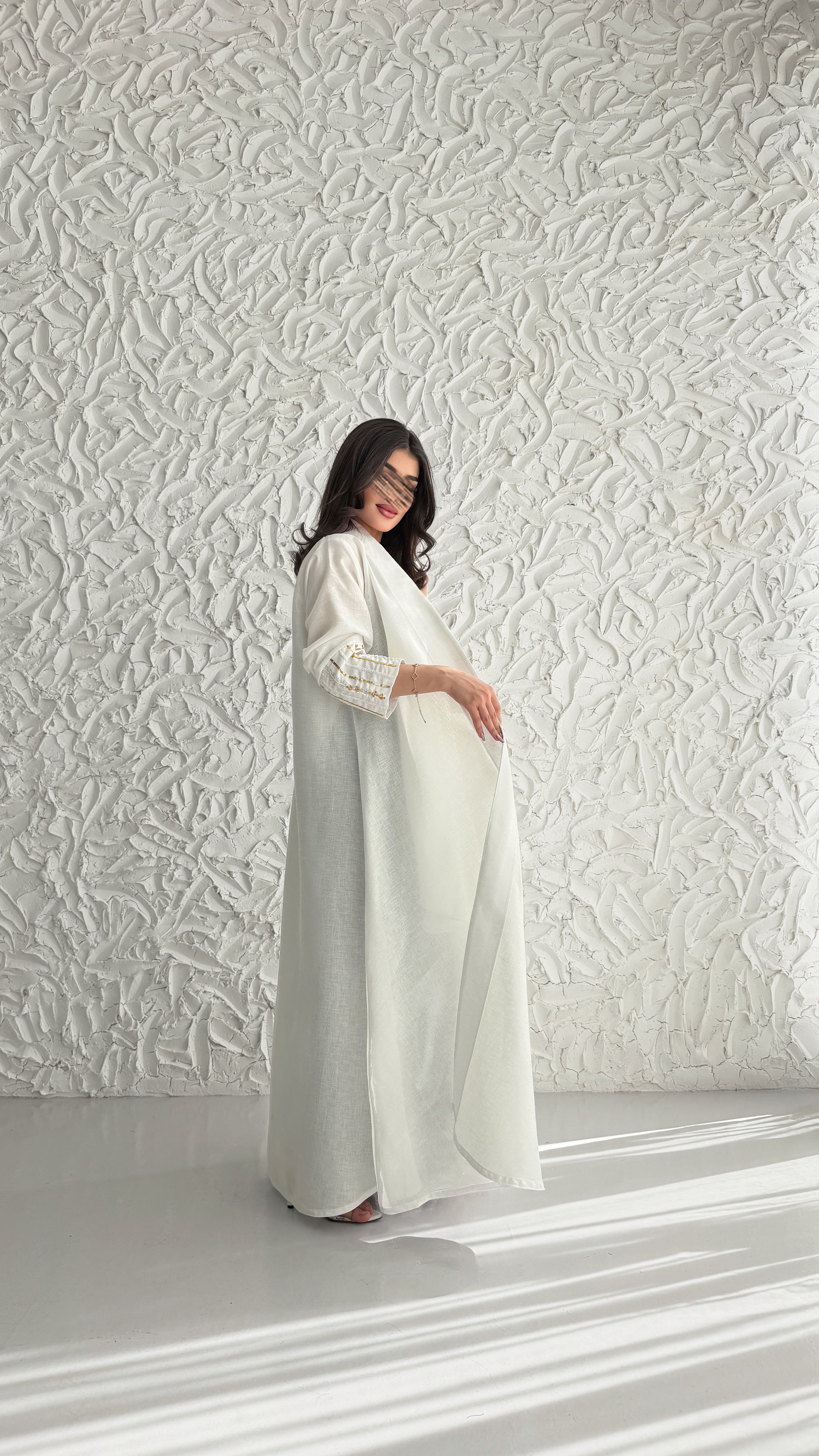 MW2110 - عباية لنن انيقة بقصة نص كلوش عصرية - Aya