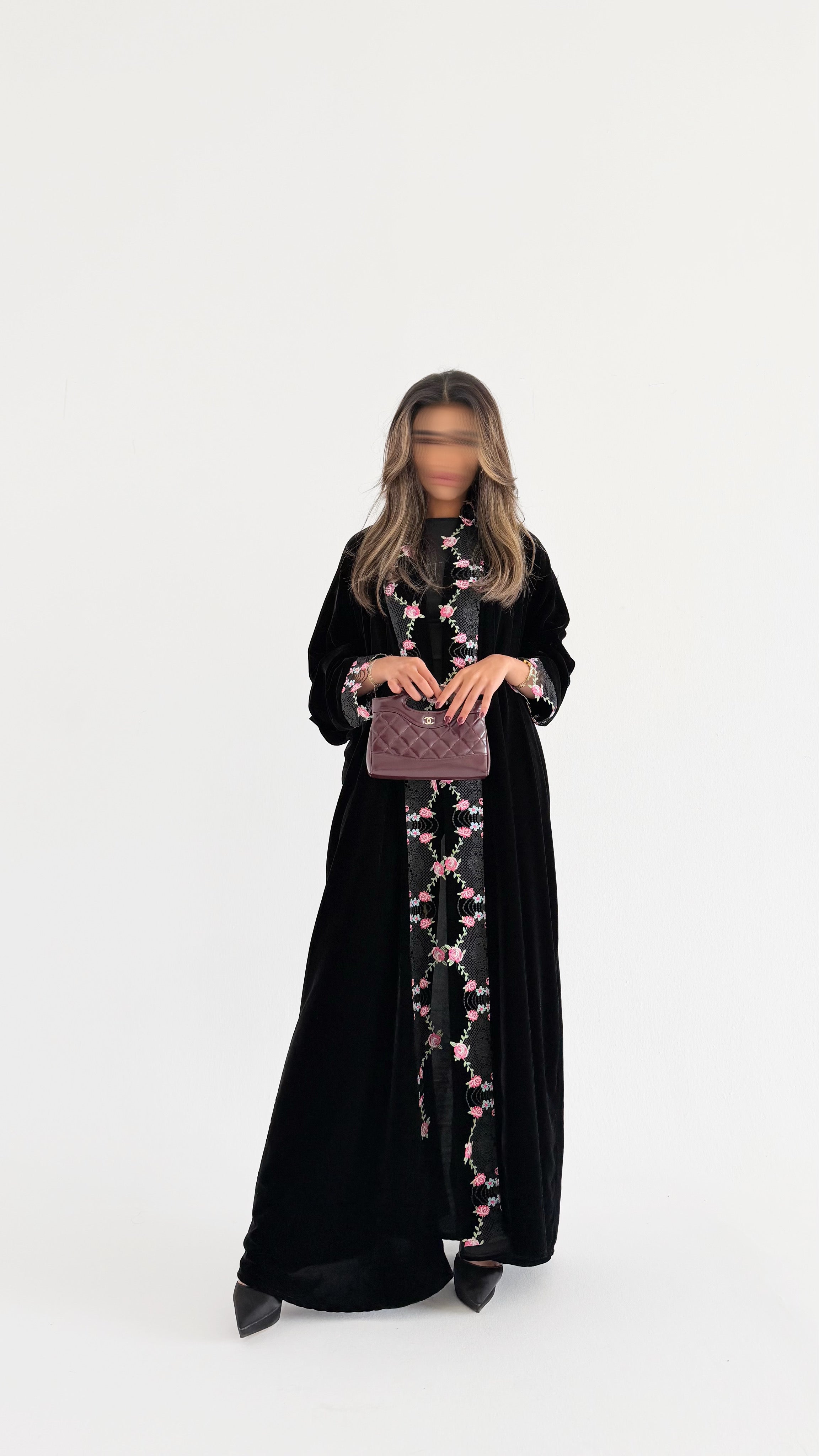 MW645 - Light Crepe Standing with Jacquard Half-Cloche