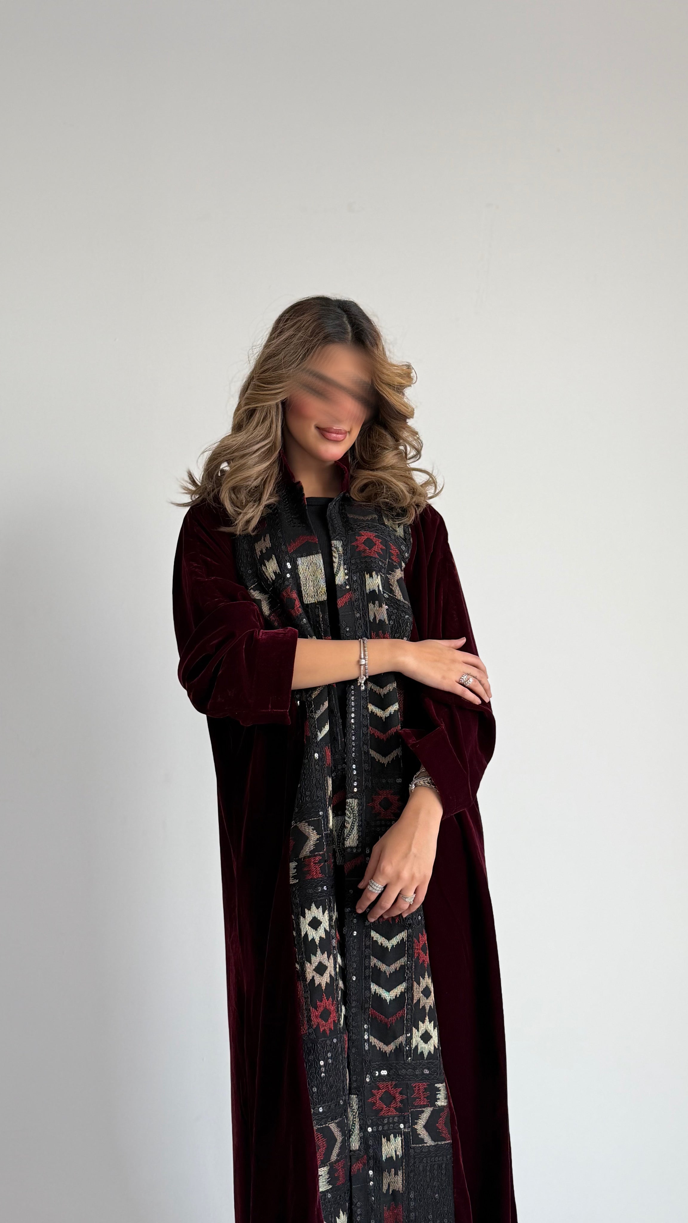 MWT548 - عباية مخمل عنابي مع تطريز هندي - Aya