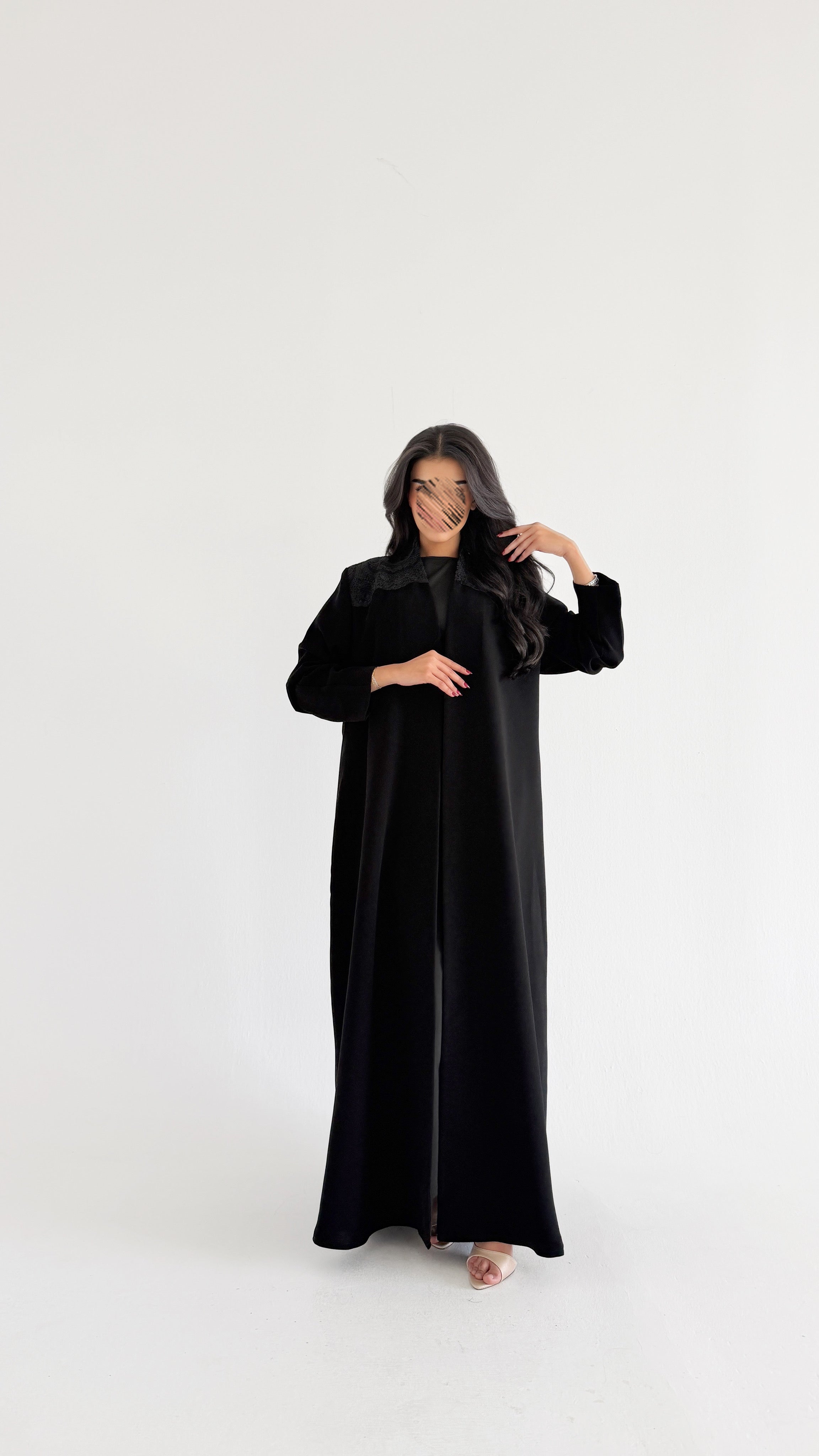 MWT1016 - عبايه مع تدخله دانتيل - Aya