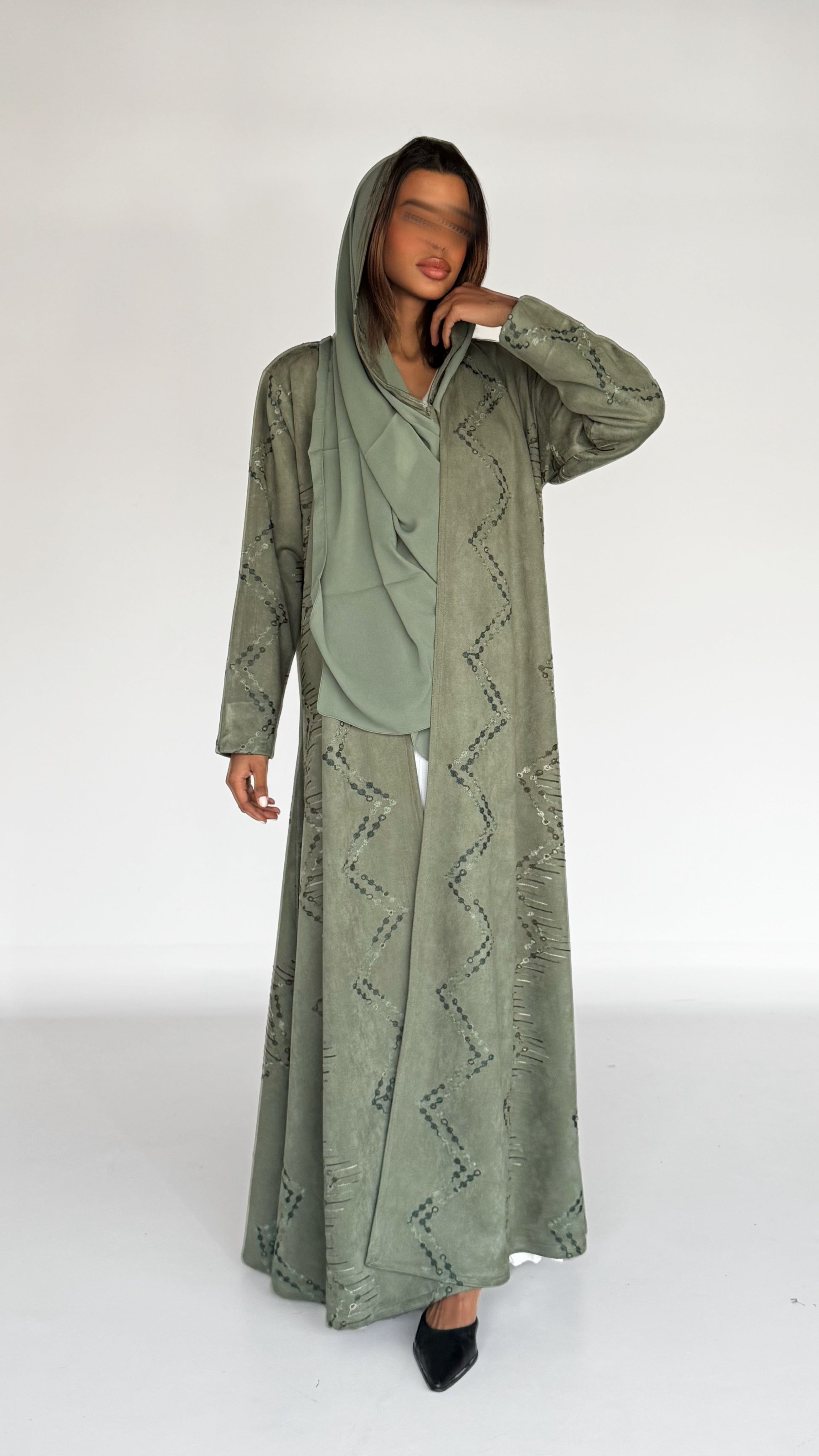 MWT580 - عباية شامواة زيتي - Aya