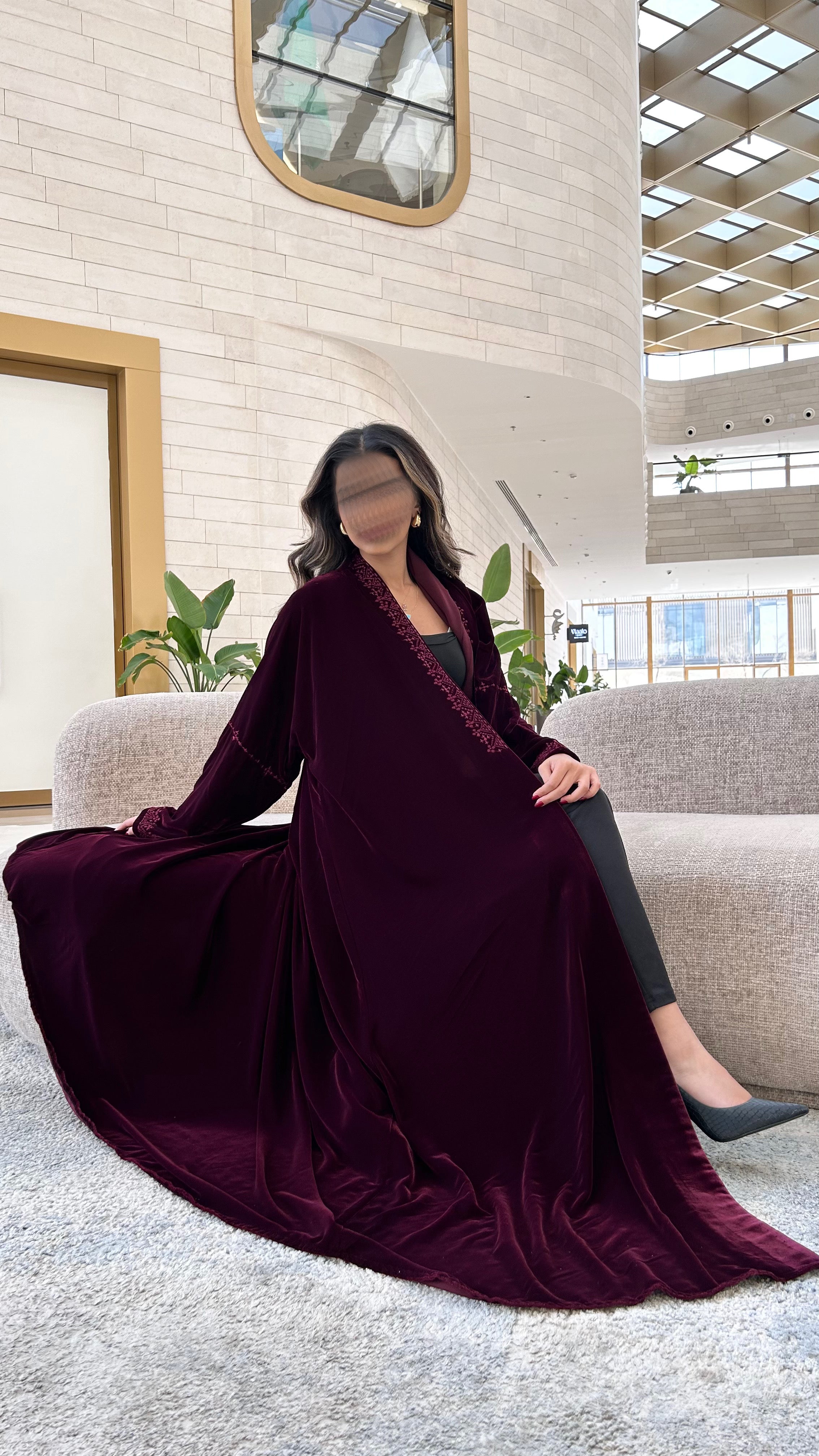 MWT641 - عباية عنابي مخمل تطريز - Aya
