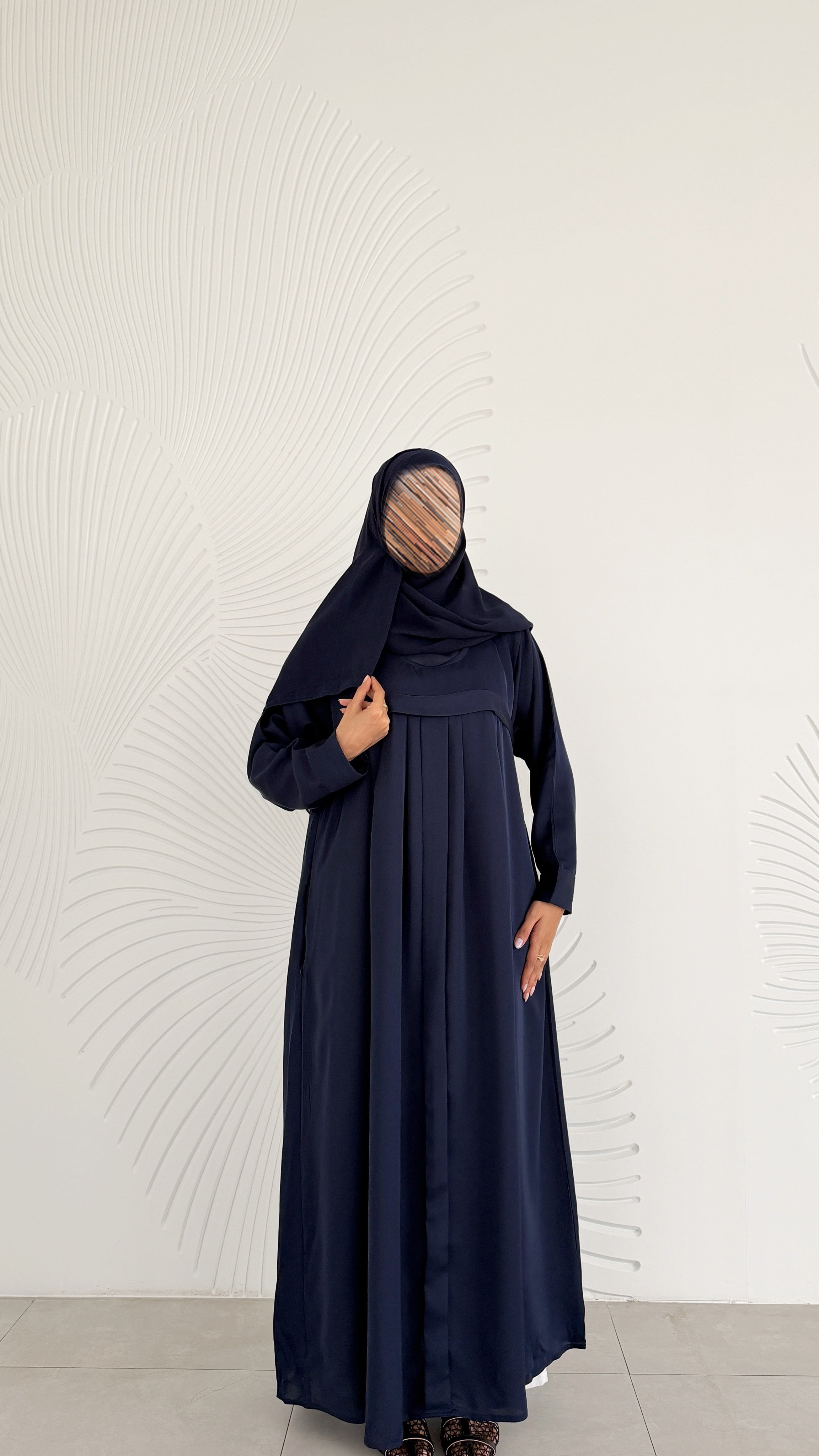 MWO014 -باكدج عباية بكسرات واسعة وجيب مخفي في الصدر - Aya