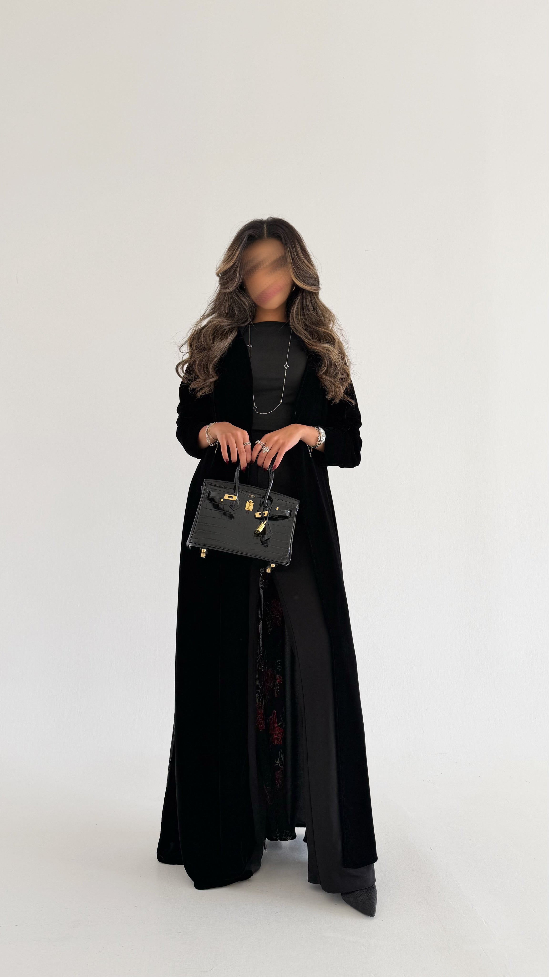 MWT730 - Black velvet abaya with red rose embroidery| عباية أسود مع تطري ورد أحمر - Aya