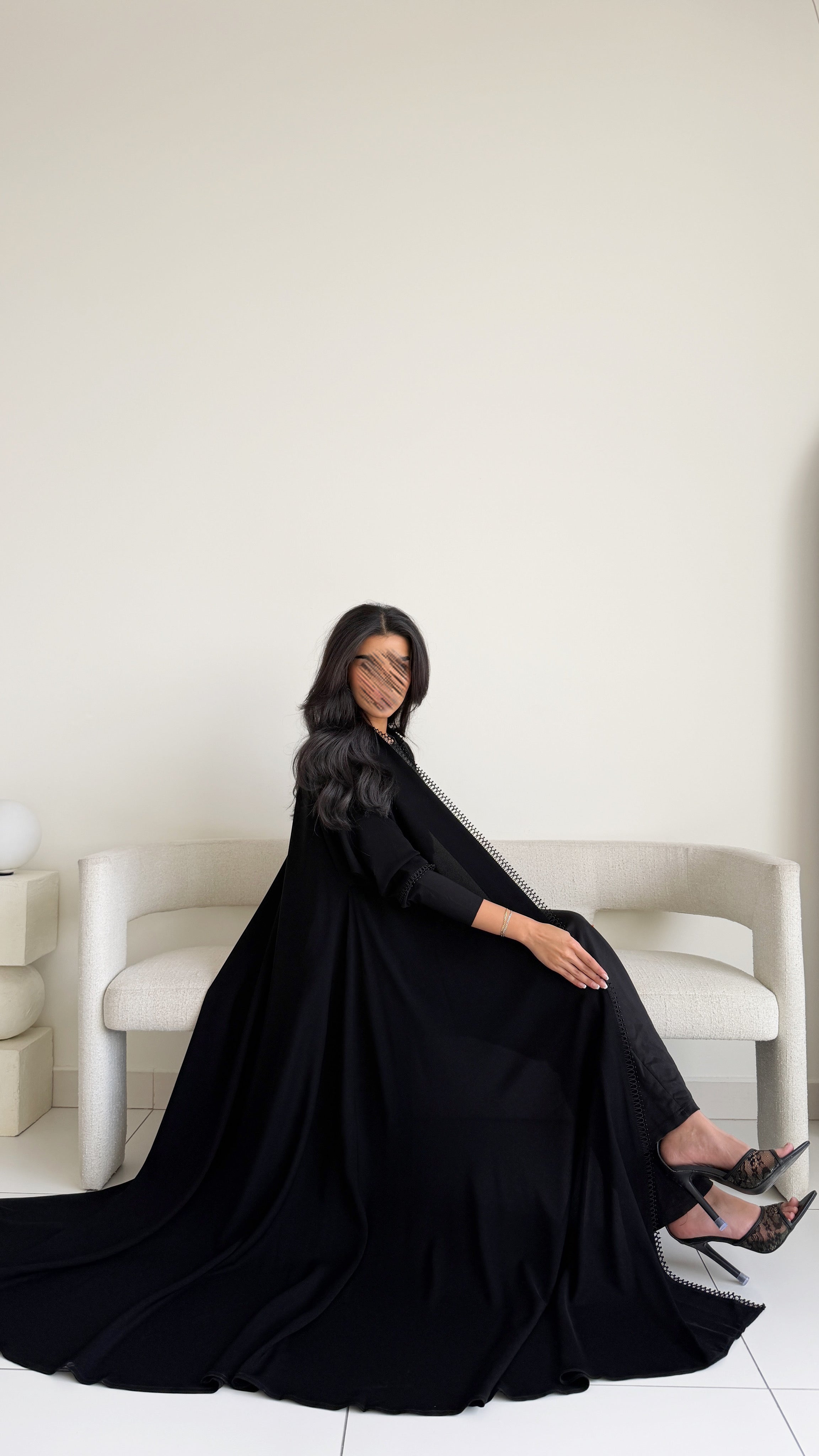 MW2039 - عبايه ملكي مع اضافه كم سترتش - Aya