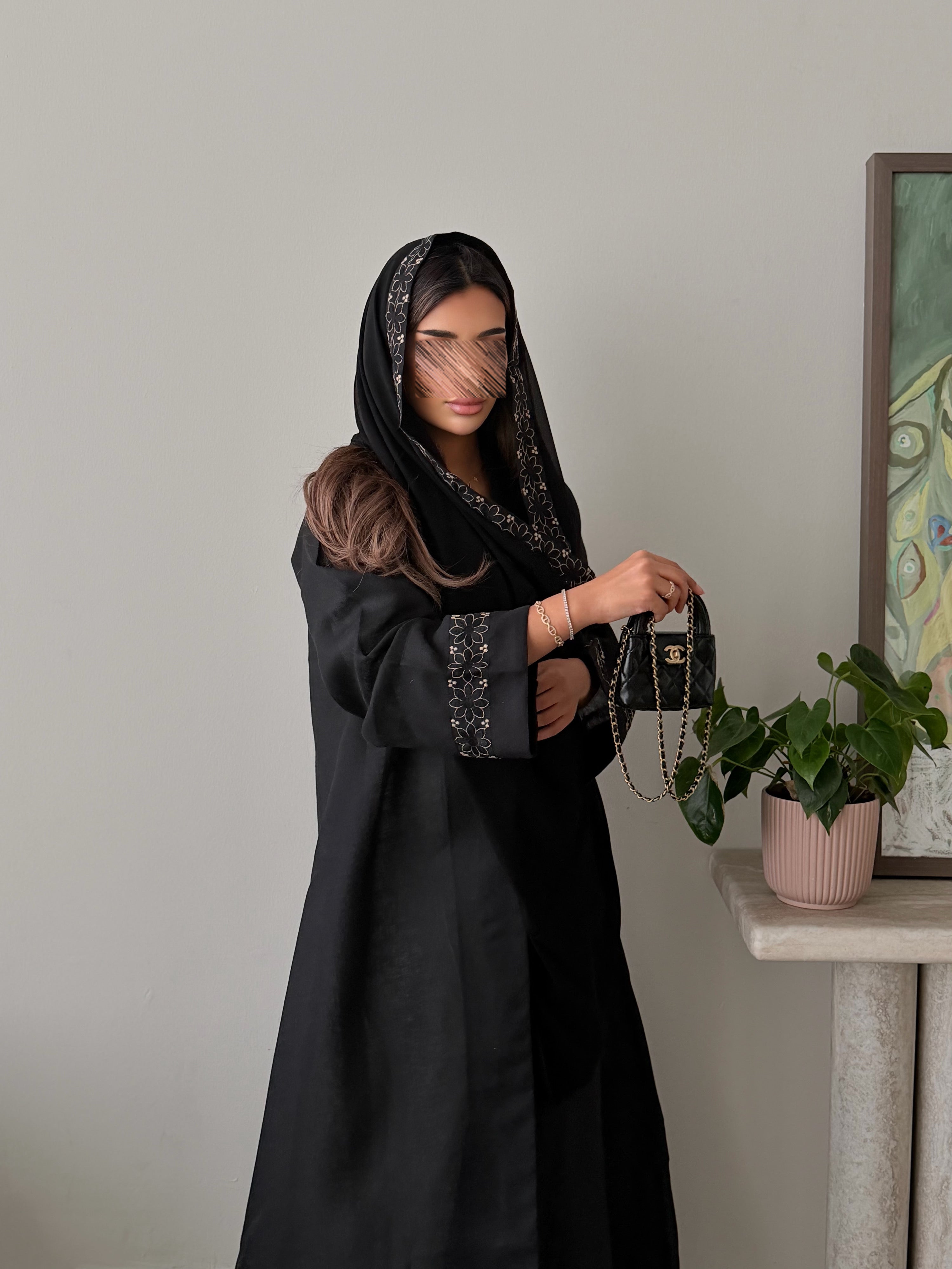 MWT5046 - قماش كريب اسود مع قماش لينن اسود مطرز قصة كلوش - Aya